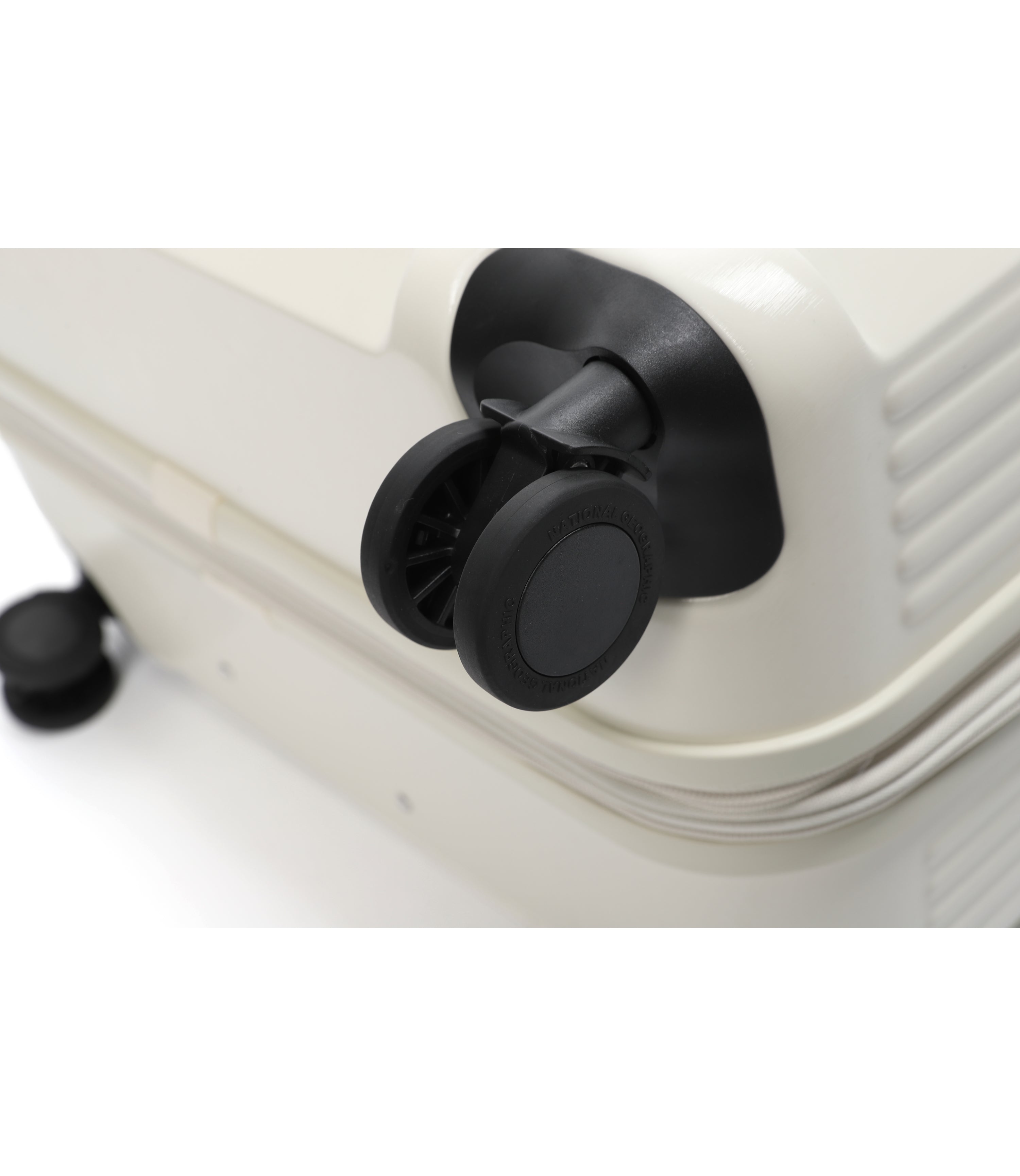 Havana Luggage 24 Inch<br>IVORY