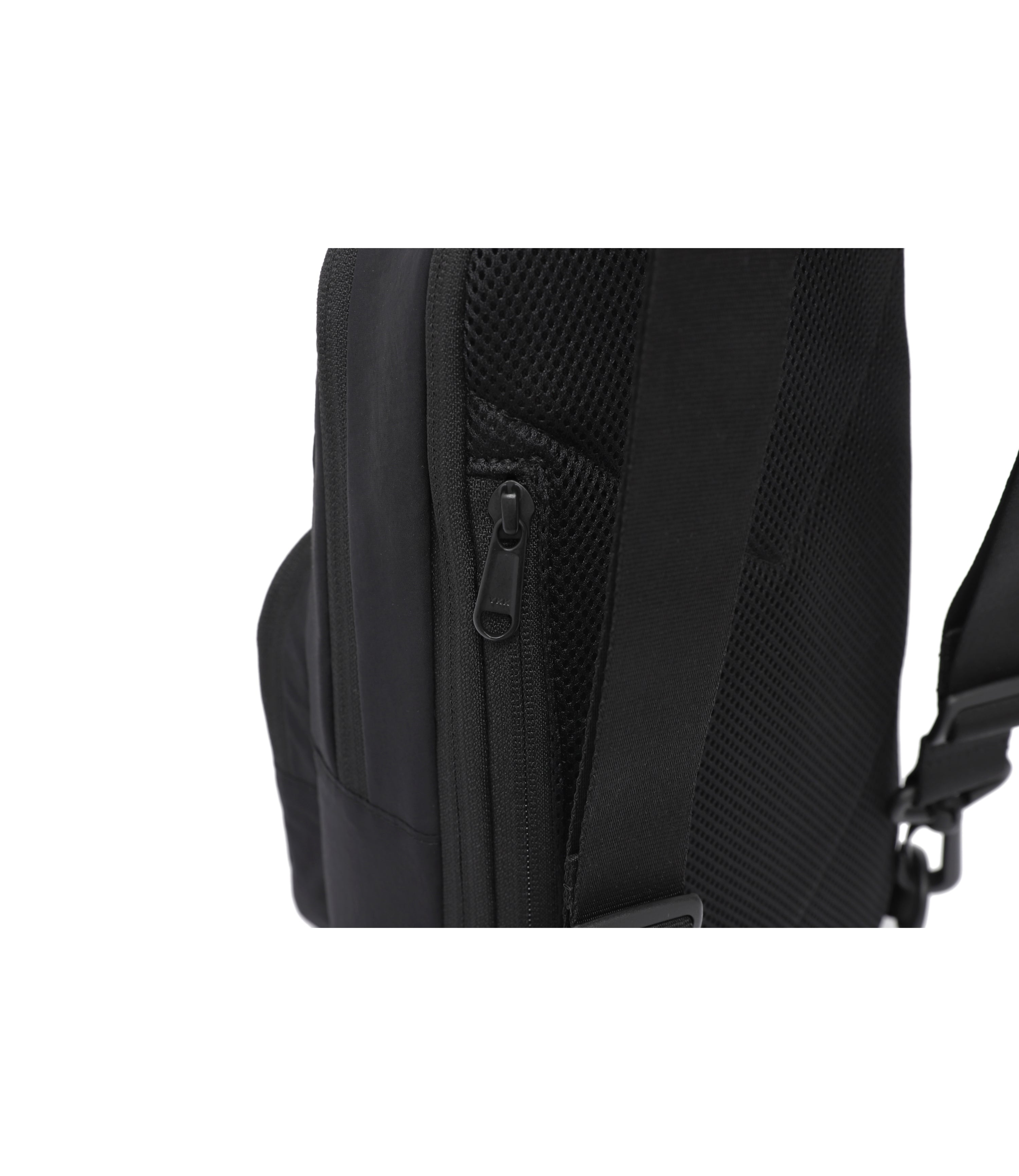 Daily Sling Bag 2<br>BLACK