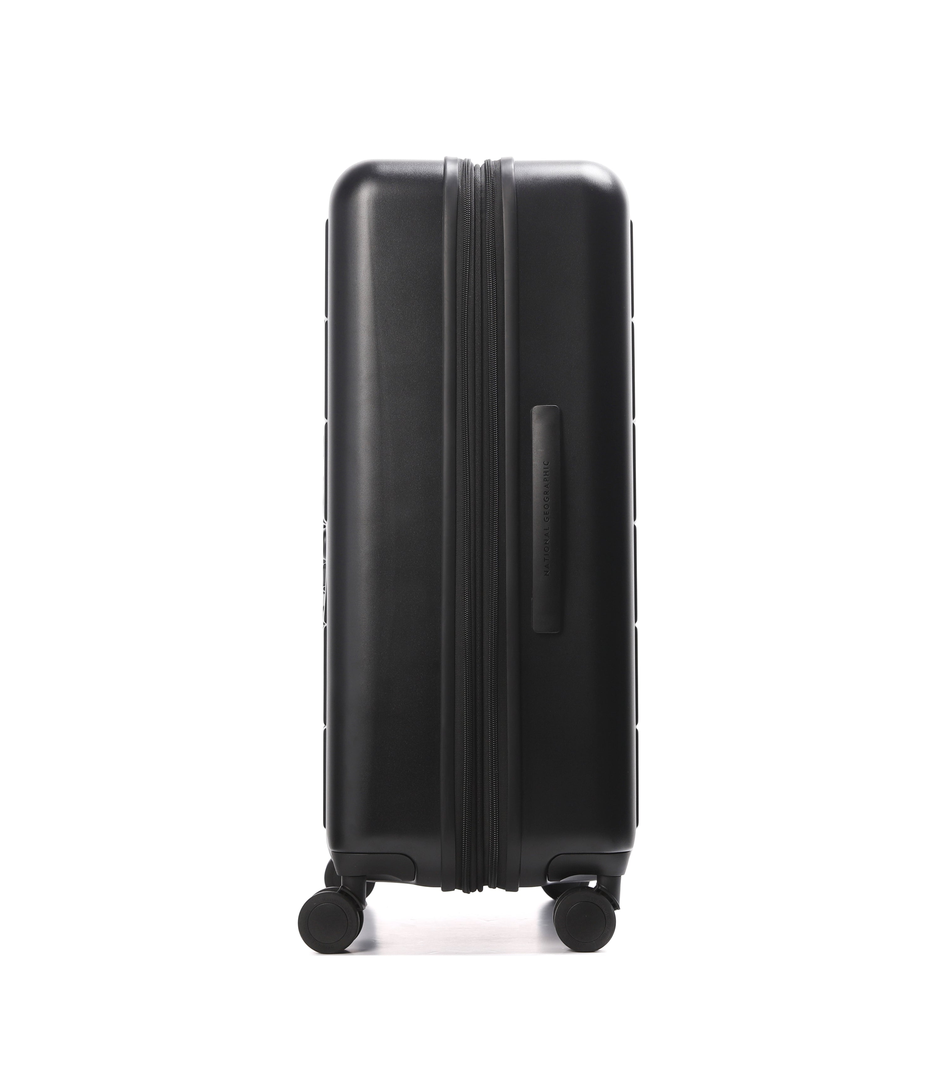 Arch Luggage 26 Inch<br>BLACK
