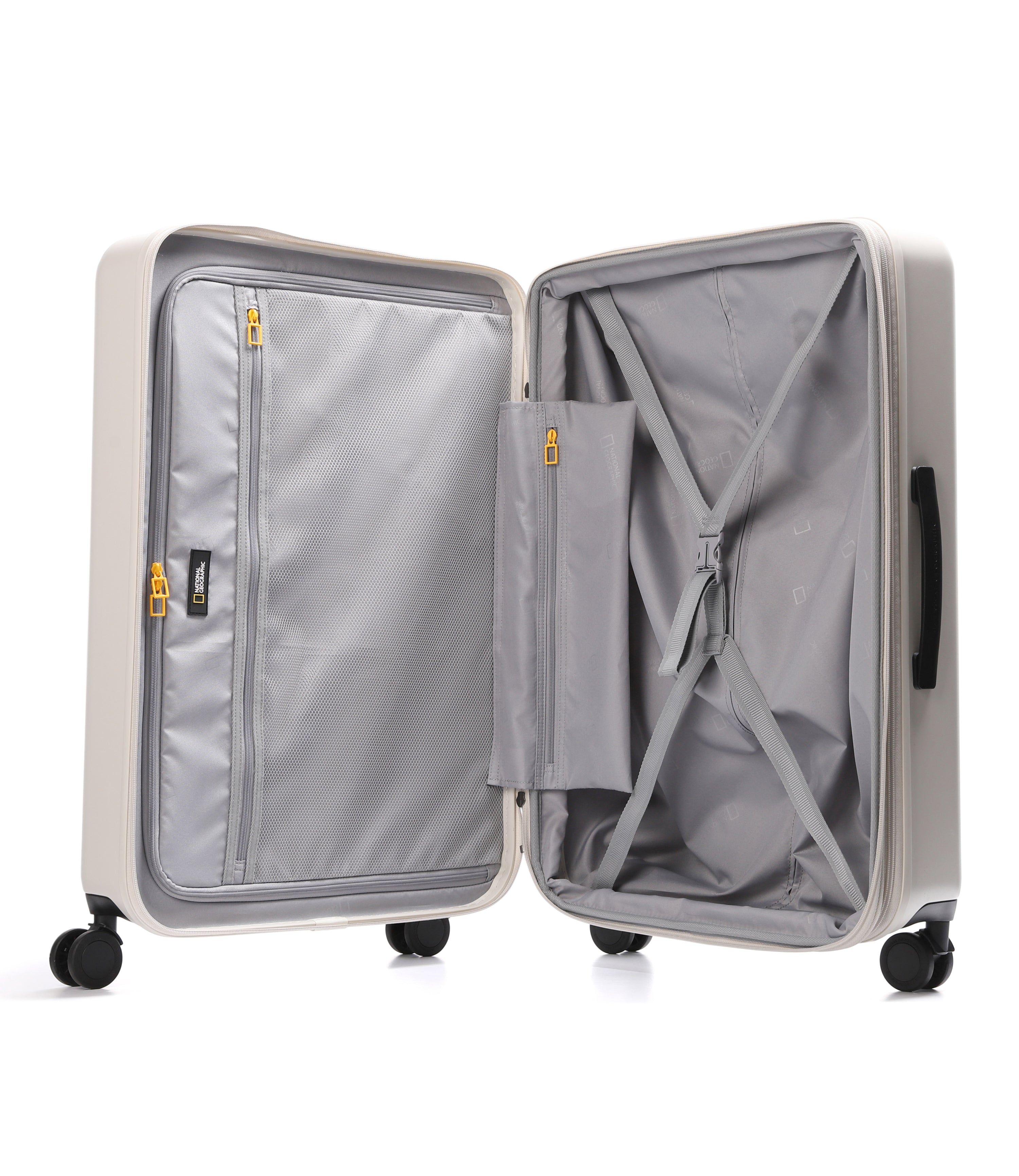 Arch Luggage 26 Inch<br>IVORY