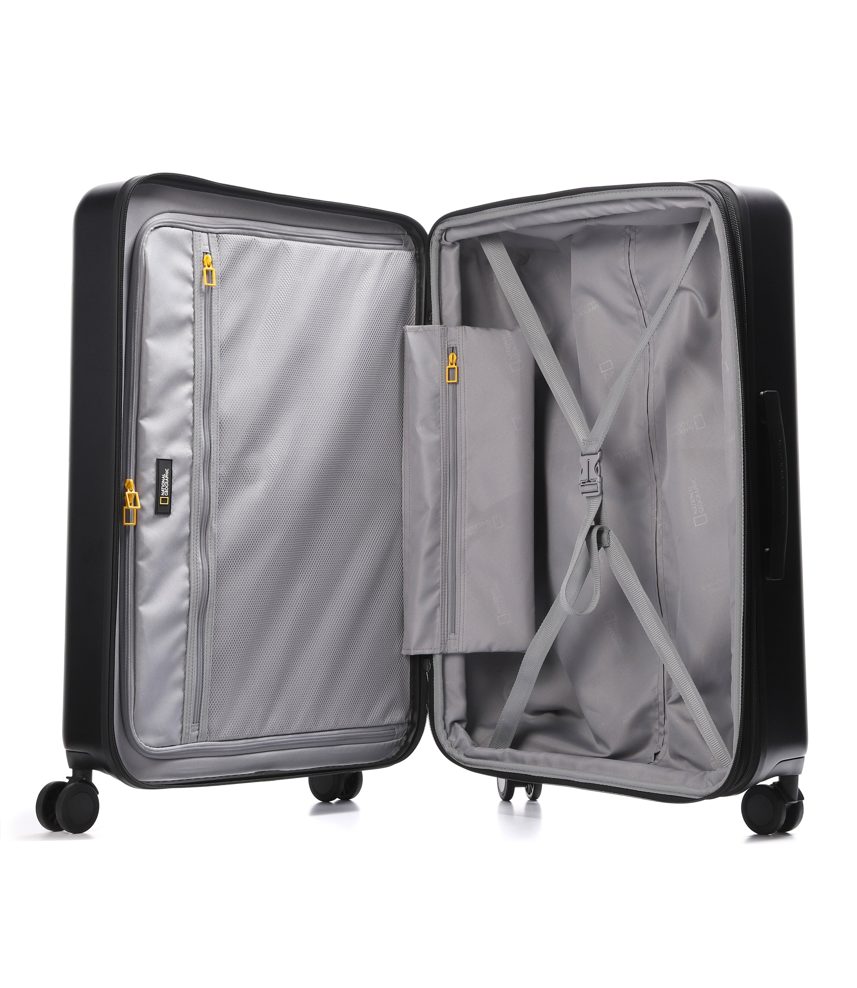 Arch Luggage 26 Inch<br>BLACK