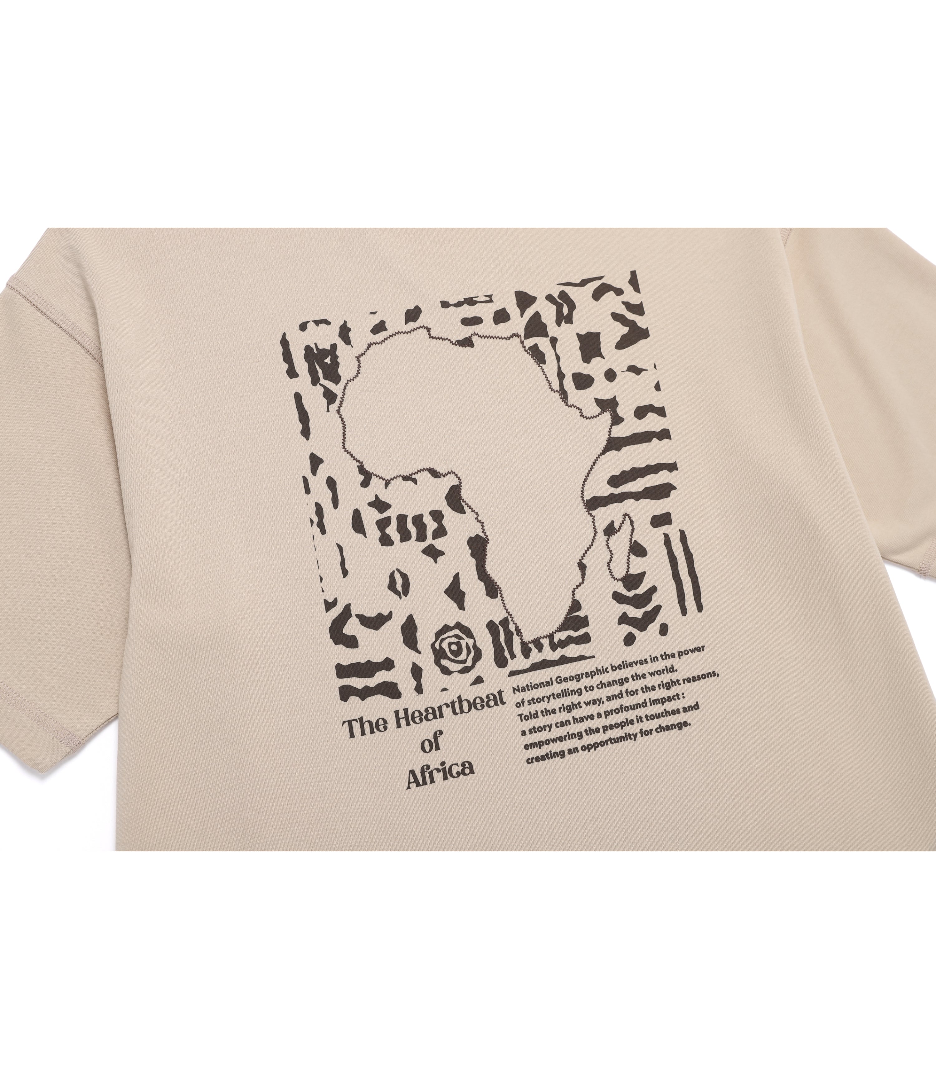 Unisex AVIS Aerosilver Graphic Semi-Overfit Gusset Detail Short Sleeve<br>L/BEIGE