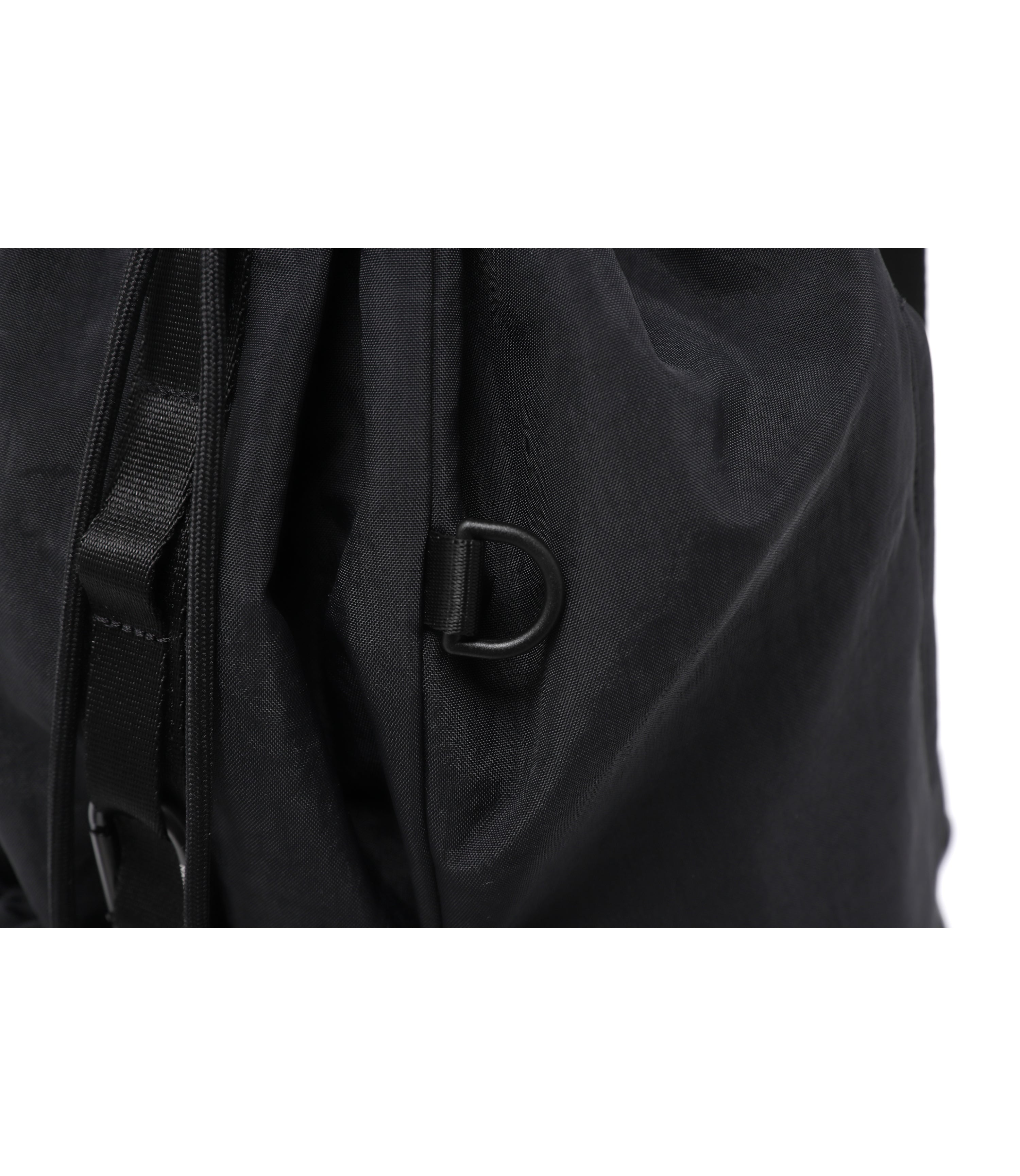 String Sling Bag<br>BLACK