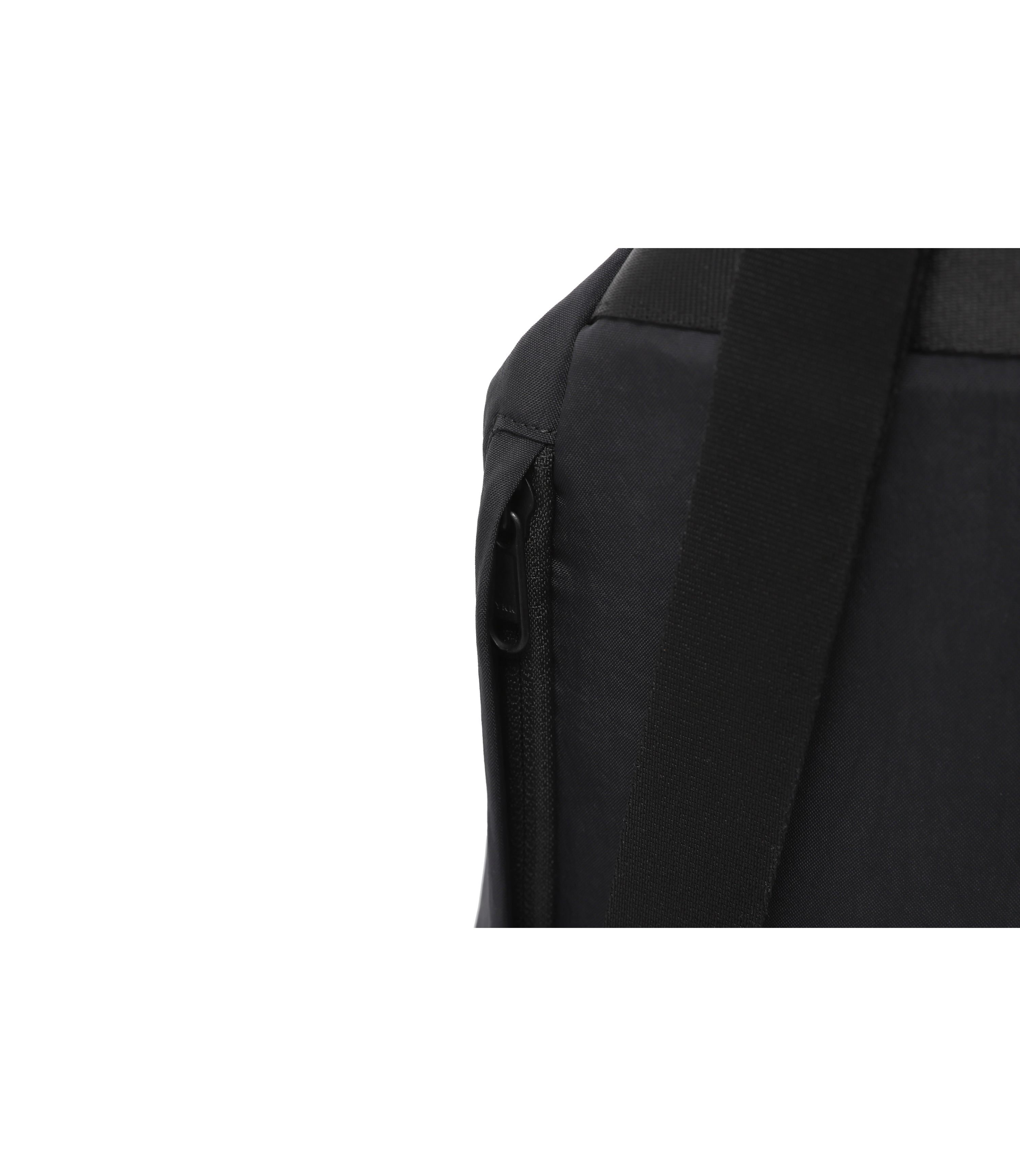 String Sling Bag<br>BLACK