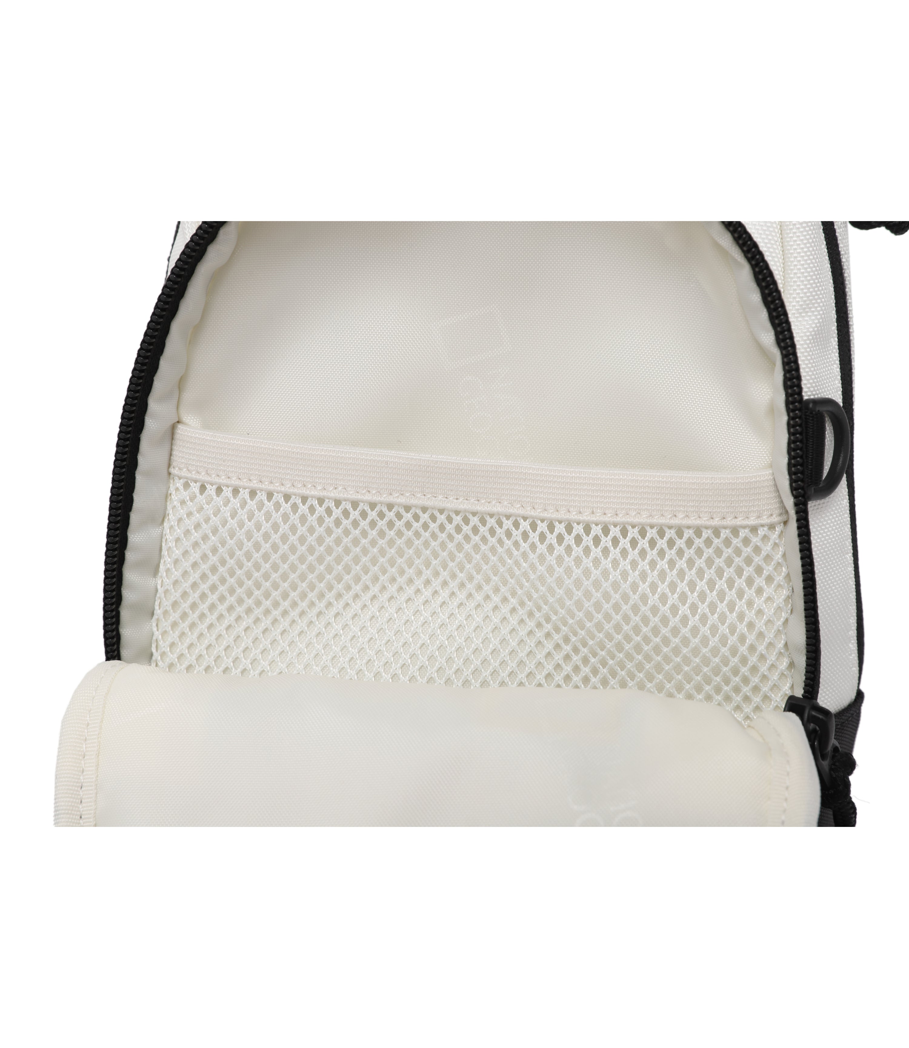 PACHI Sling Bag<br>WHITE