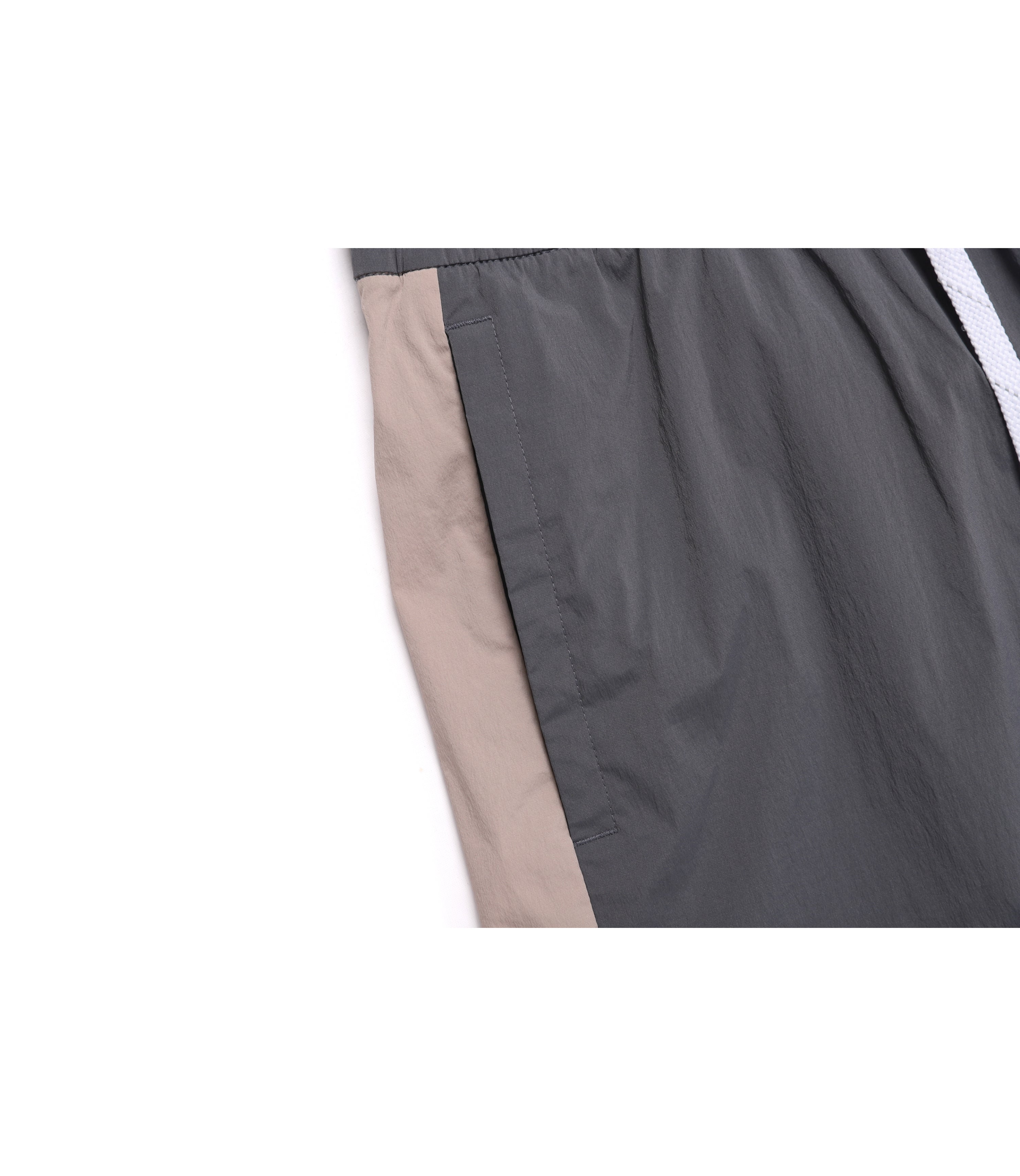 Unisex Coolwave Color Block Banding Half Pants<br>GREY