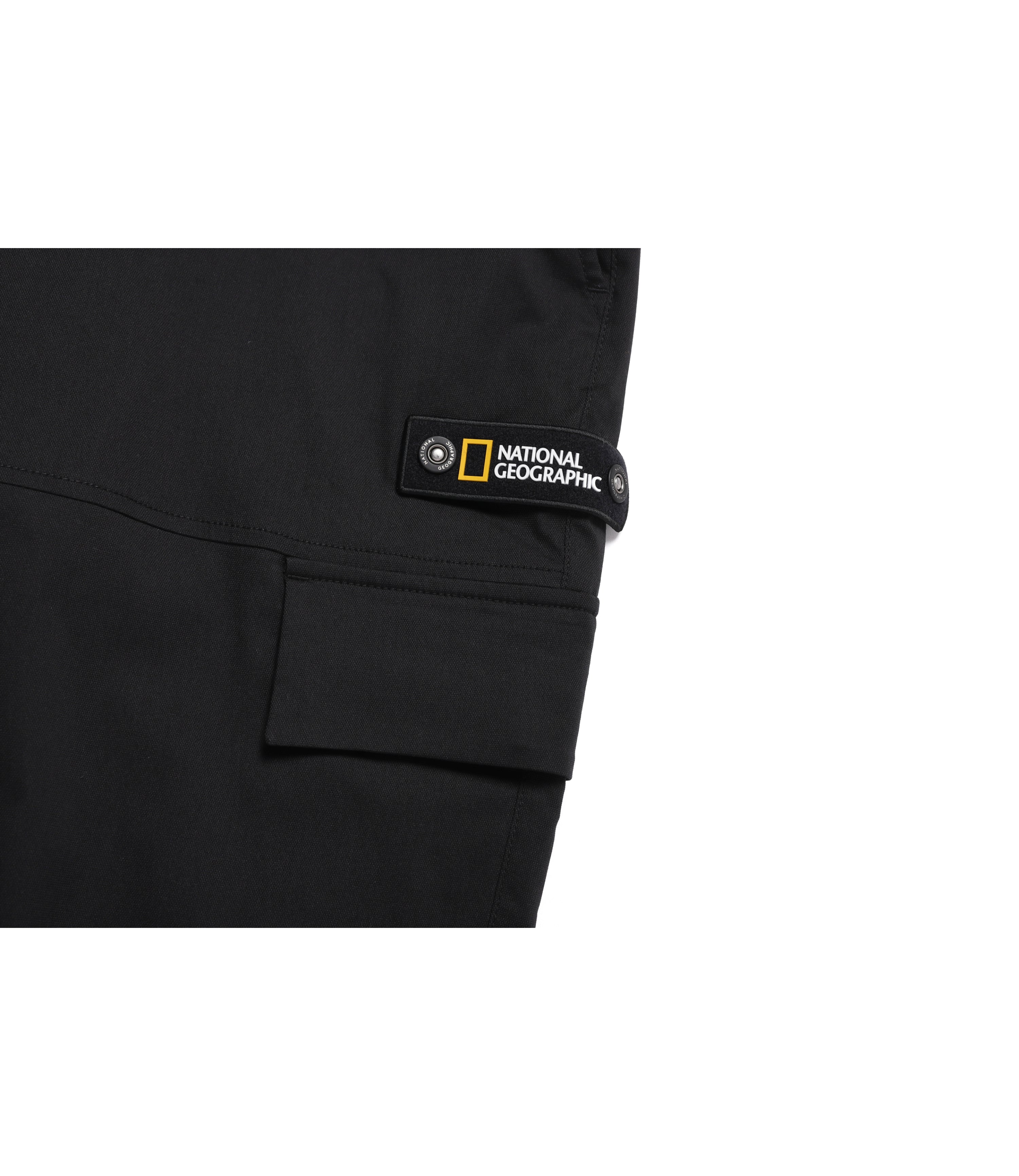 Men‘s Small Pocket Detailed Cargo Jogger Pants<br>CARBON BLACK