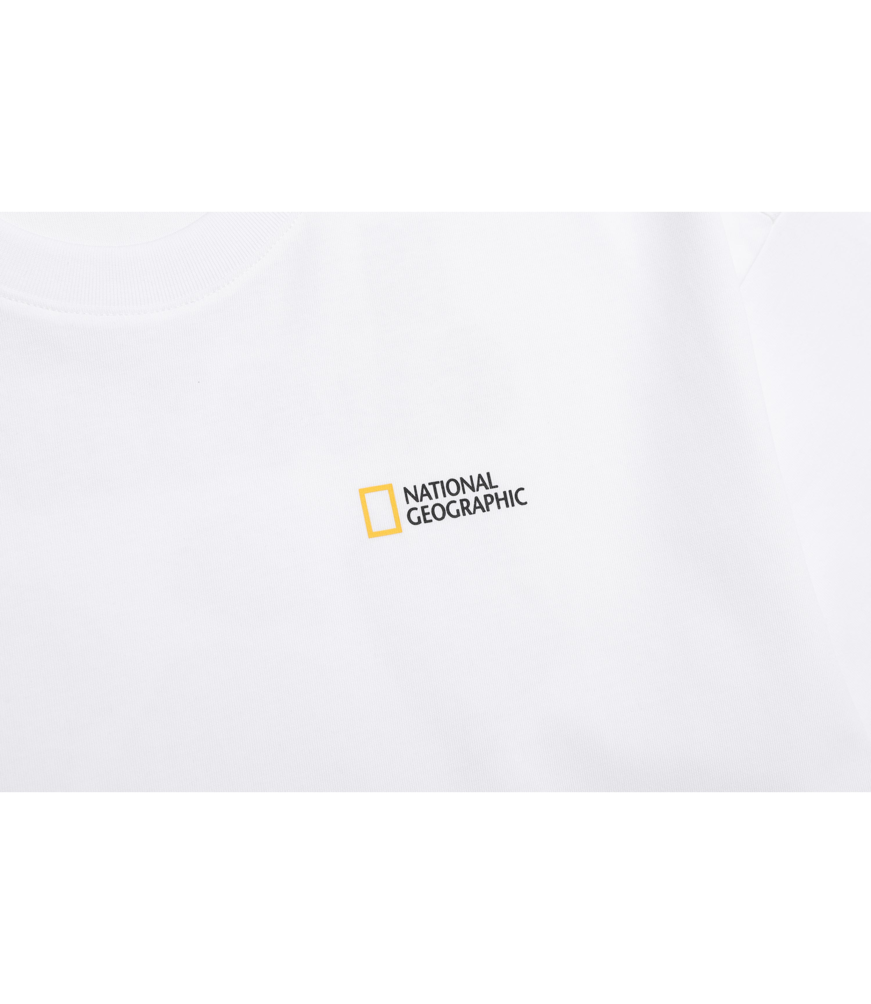 Unisex Semi-Over Fit Graphic Short Sleeve Tee<br>WHITE