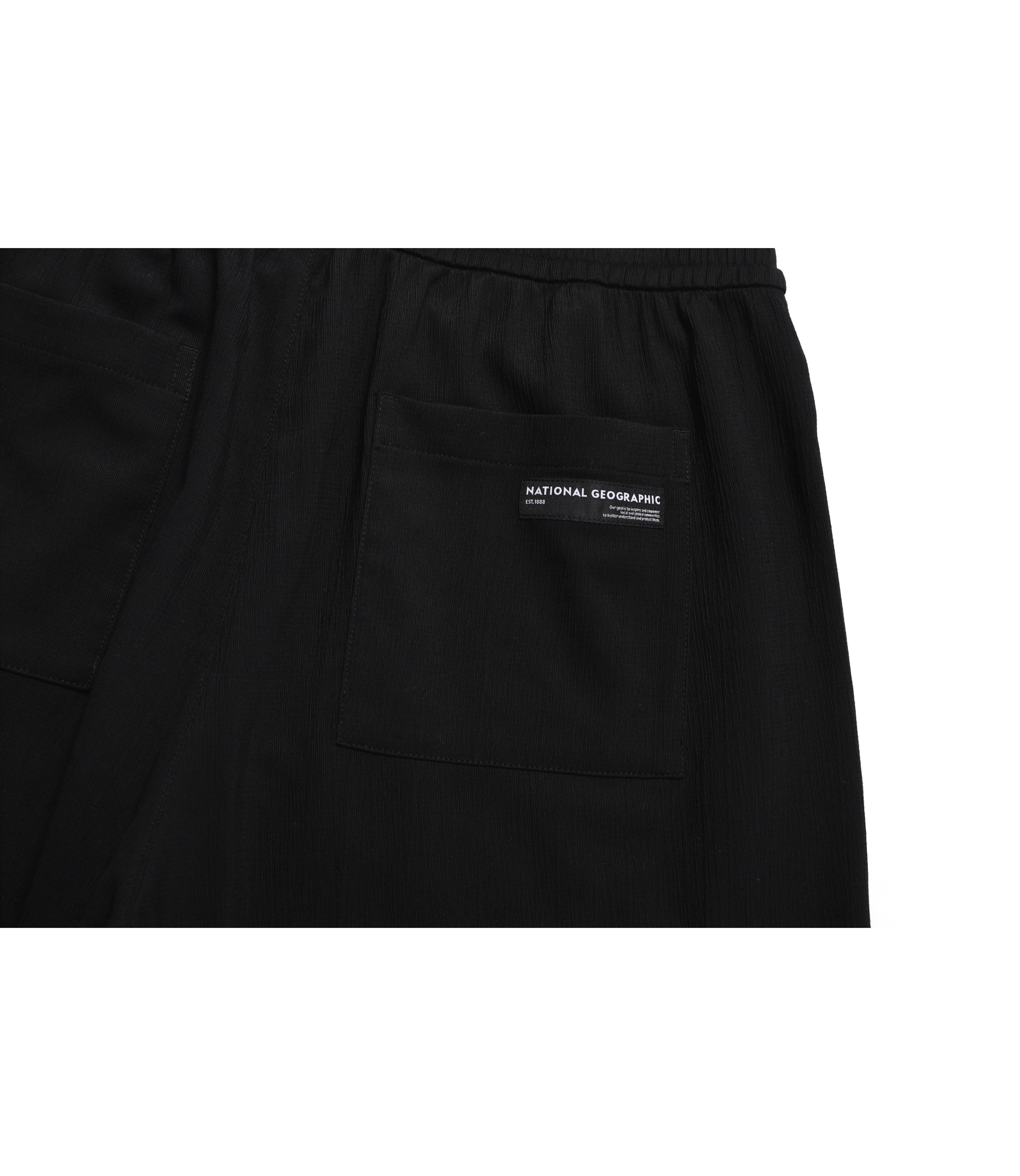 Unisex Crinkle 5/6-Length Short Pants<br>CARBON BLACK