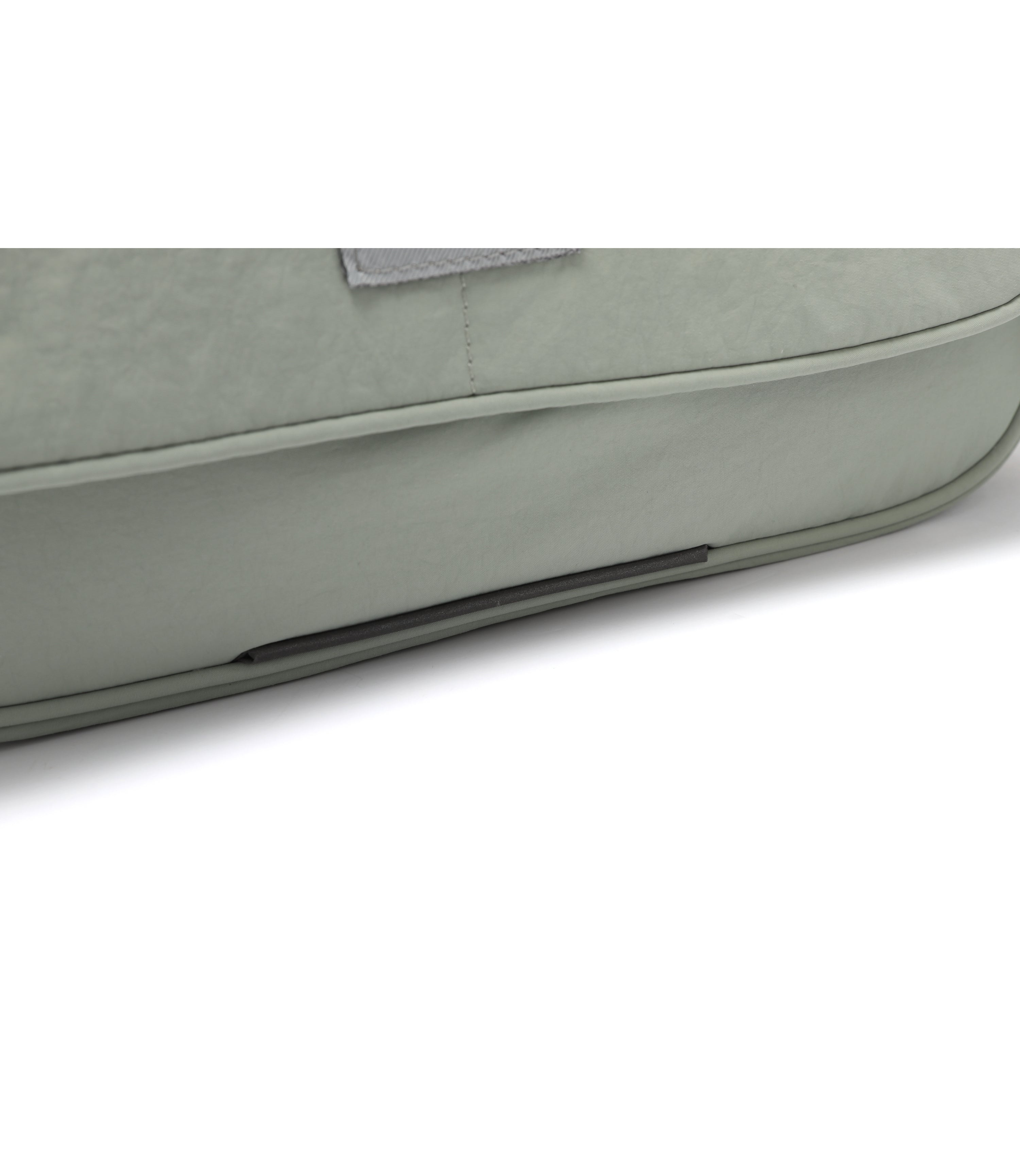 Lightweight Crossbody Bag<br>KHAKI