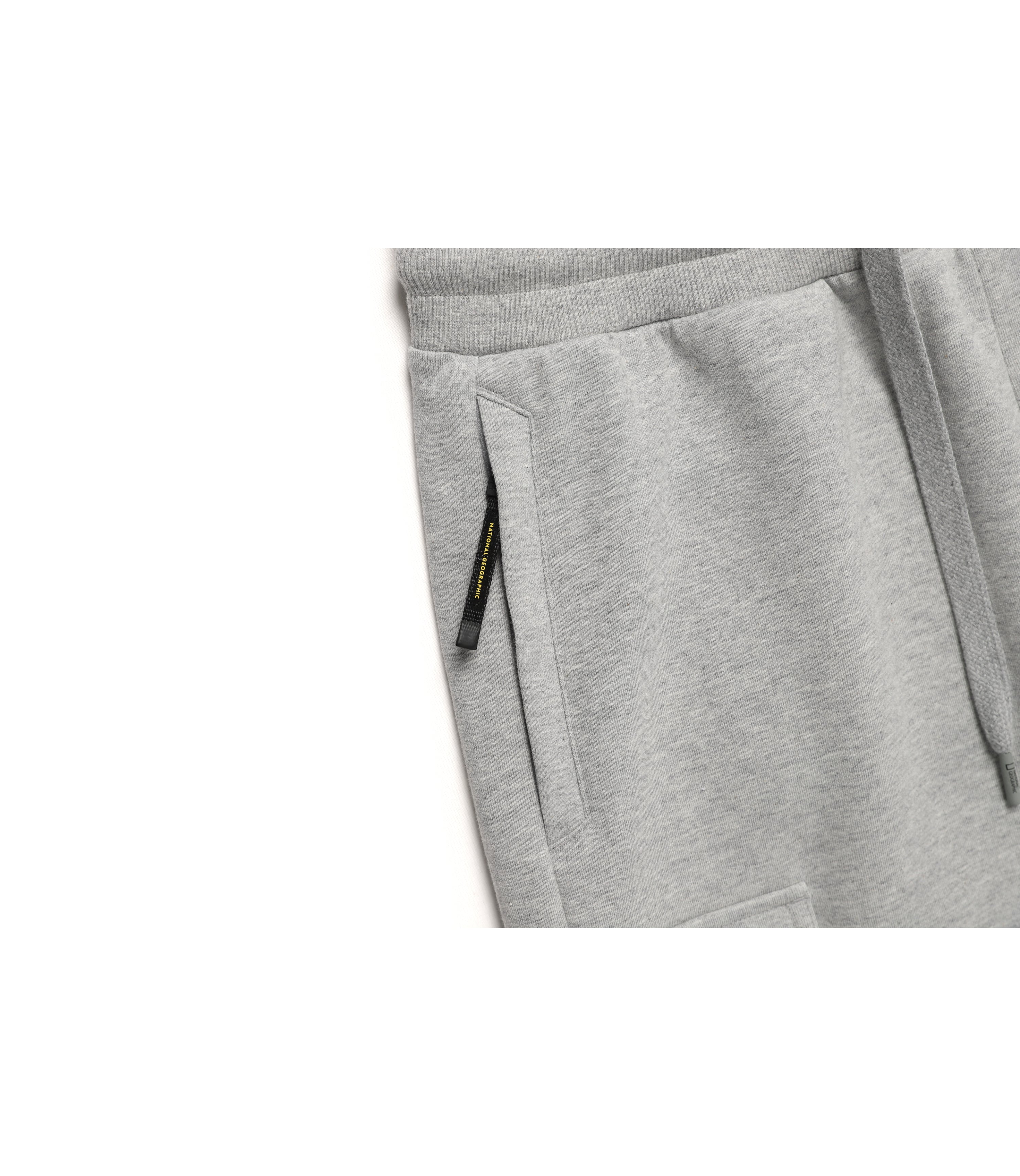Men's MARGAY Semi-Over Fit Cargo Short Pants<br>M/GREY
