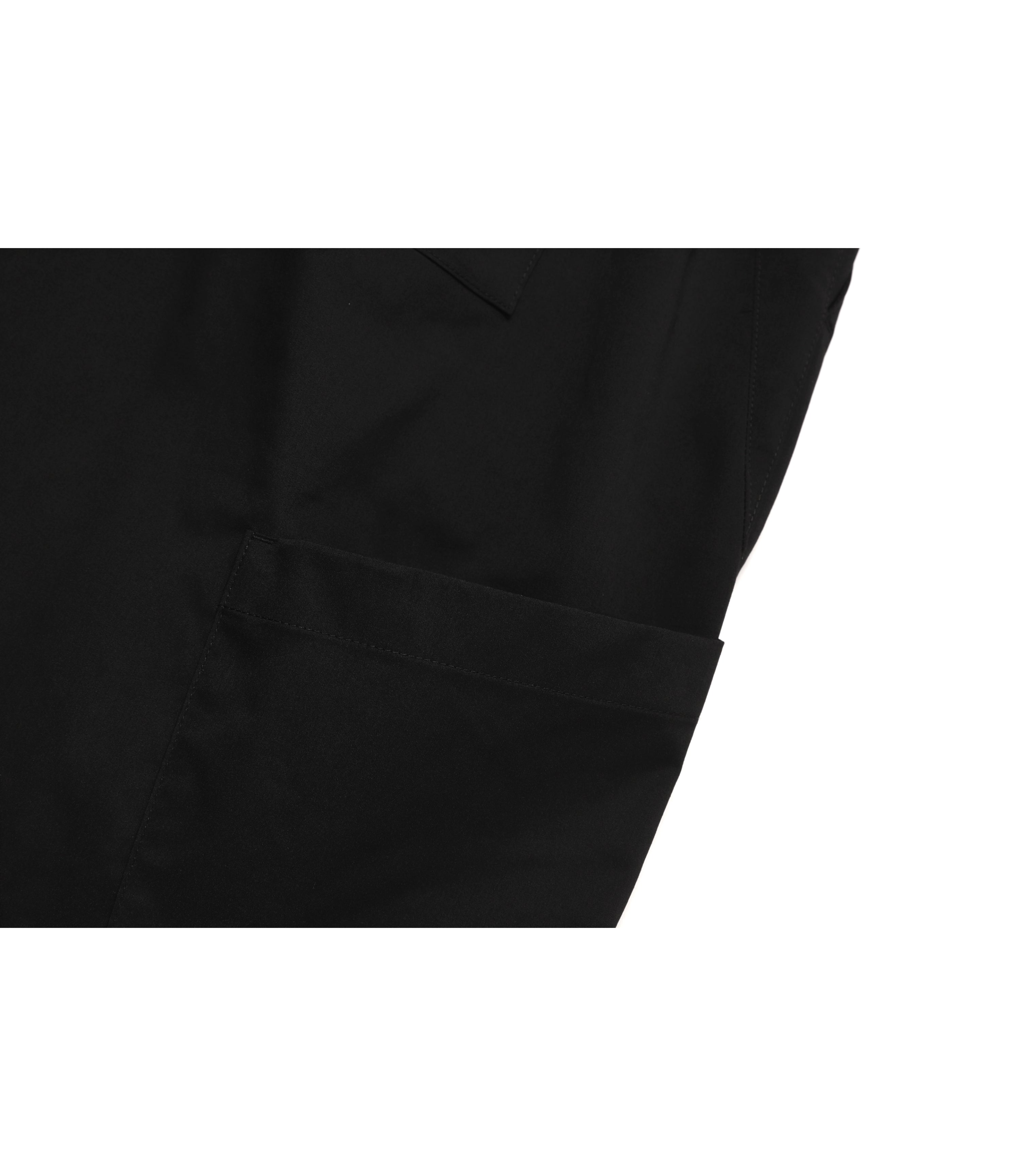 Men's Wide Bermuda Shorts<br>CARBON BLACK
