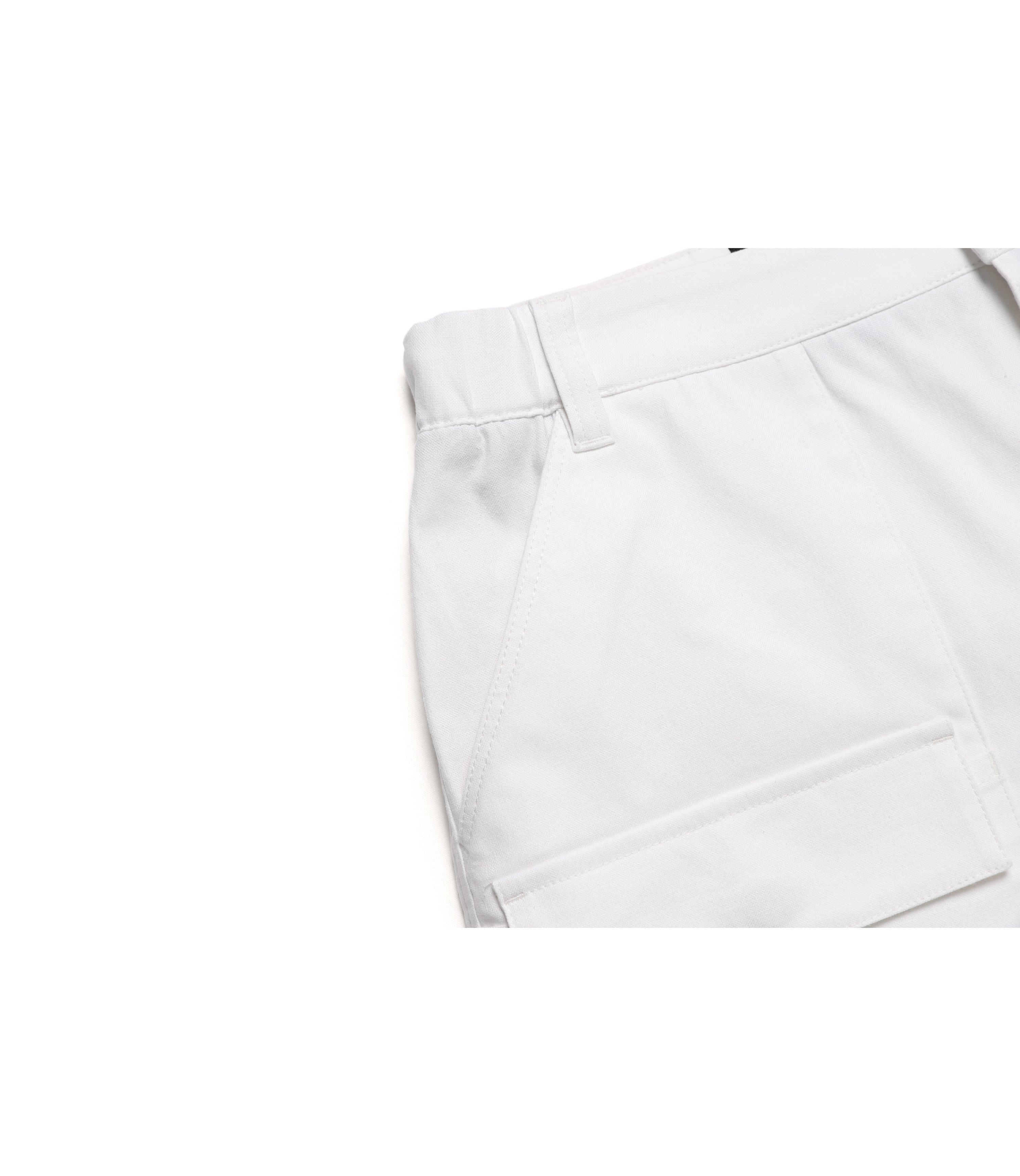 Women's TOUMUR Cargo Short Pants<br>WHITE