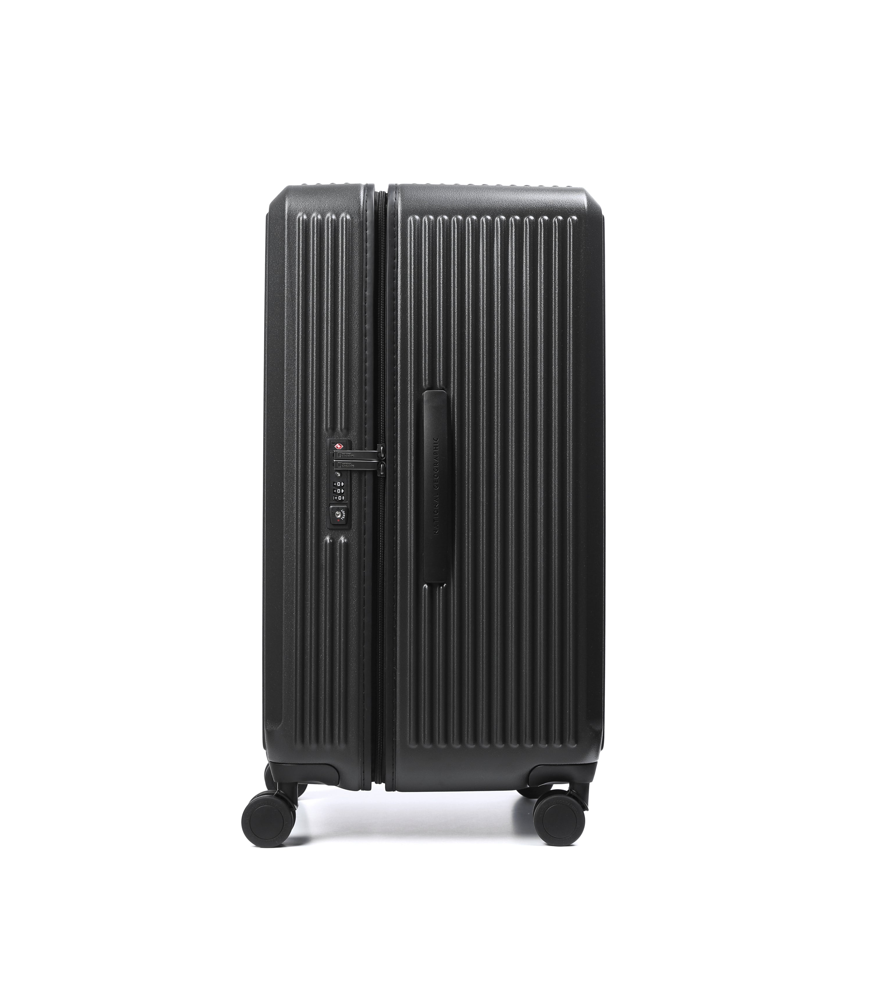 Stonehenge Luggage 26 Inch<br>BLACK