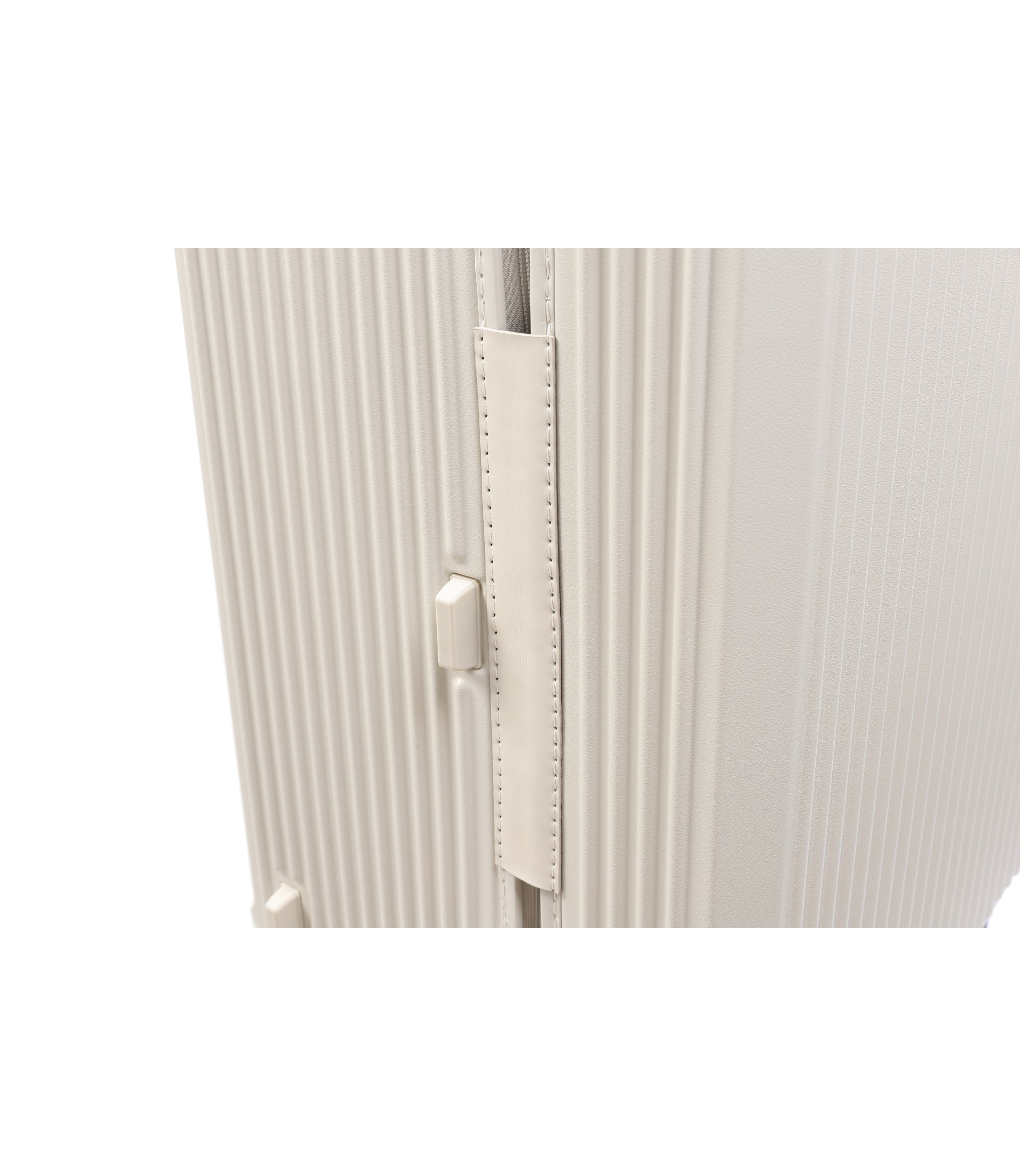 Stonehenge Luggage 26 Inch<br>IVORY