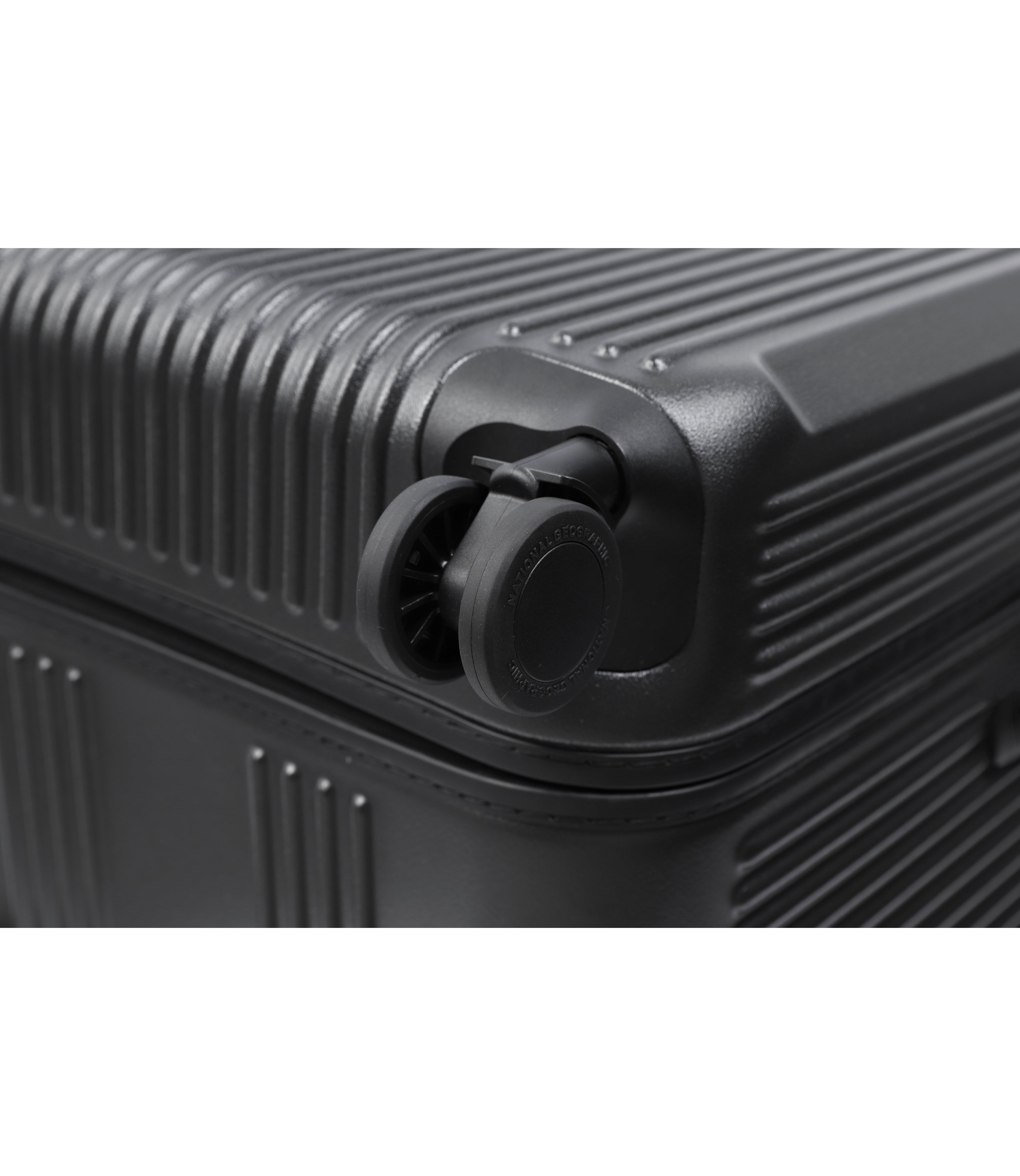 Stonehenge Luggage 26 Inch<br>BLACK