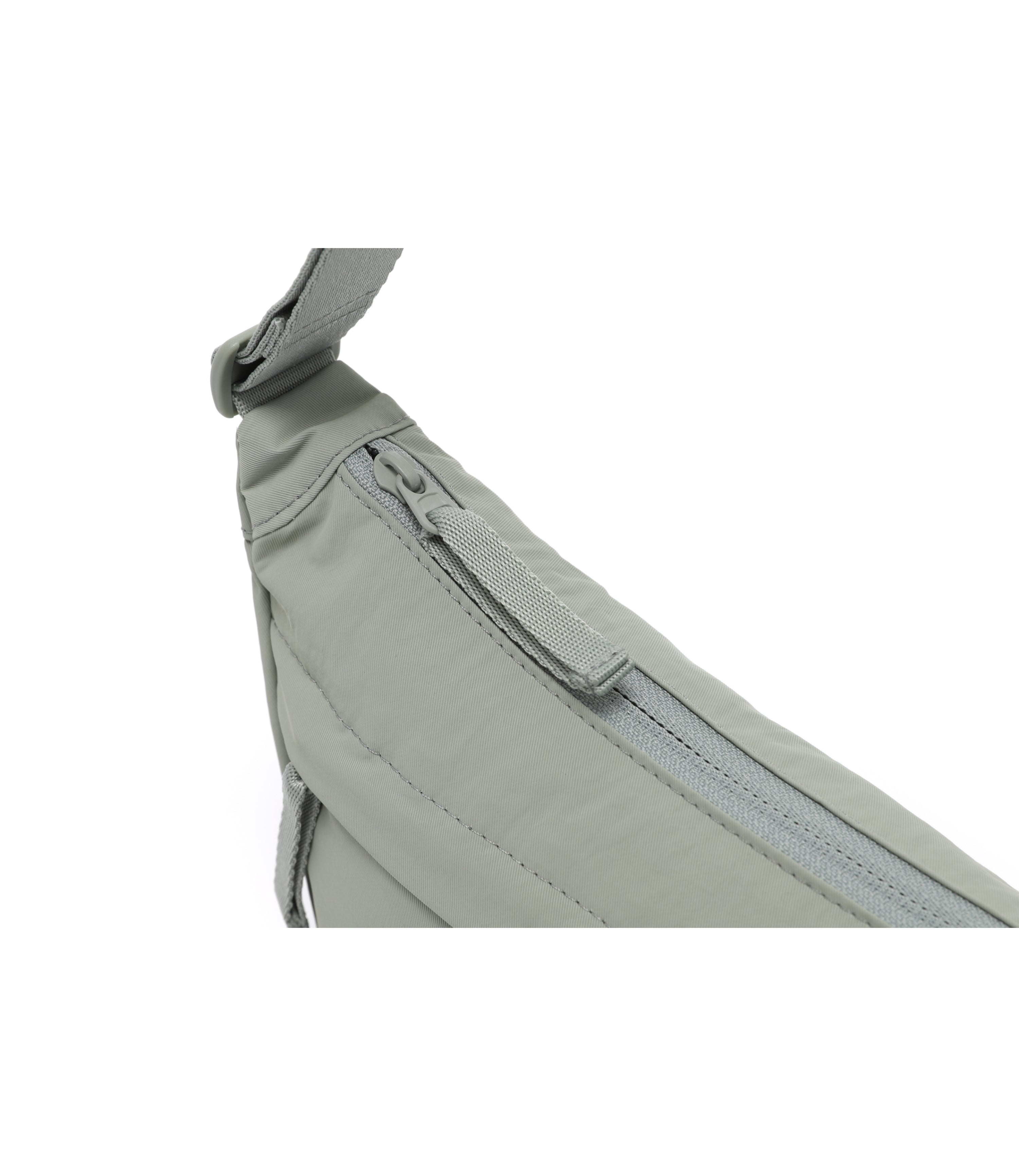 ADELIE Half Bag<br>KHAKI