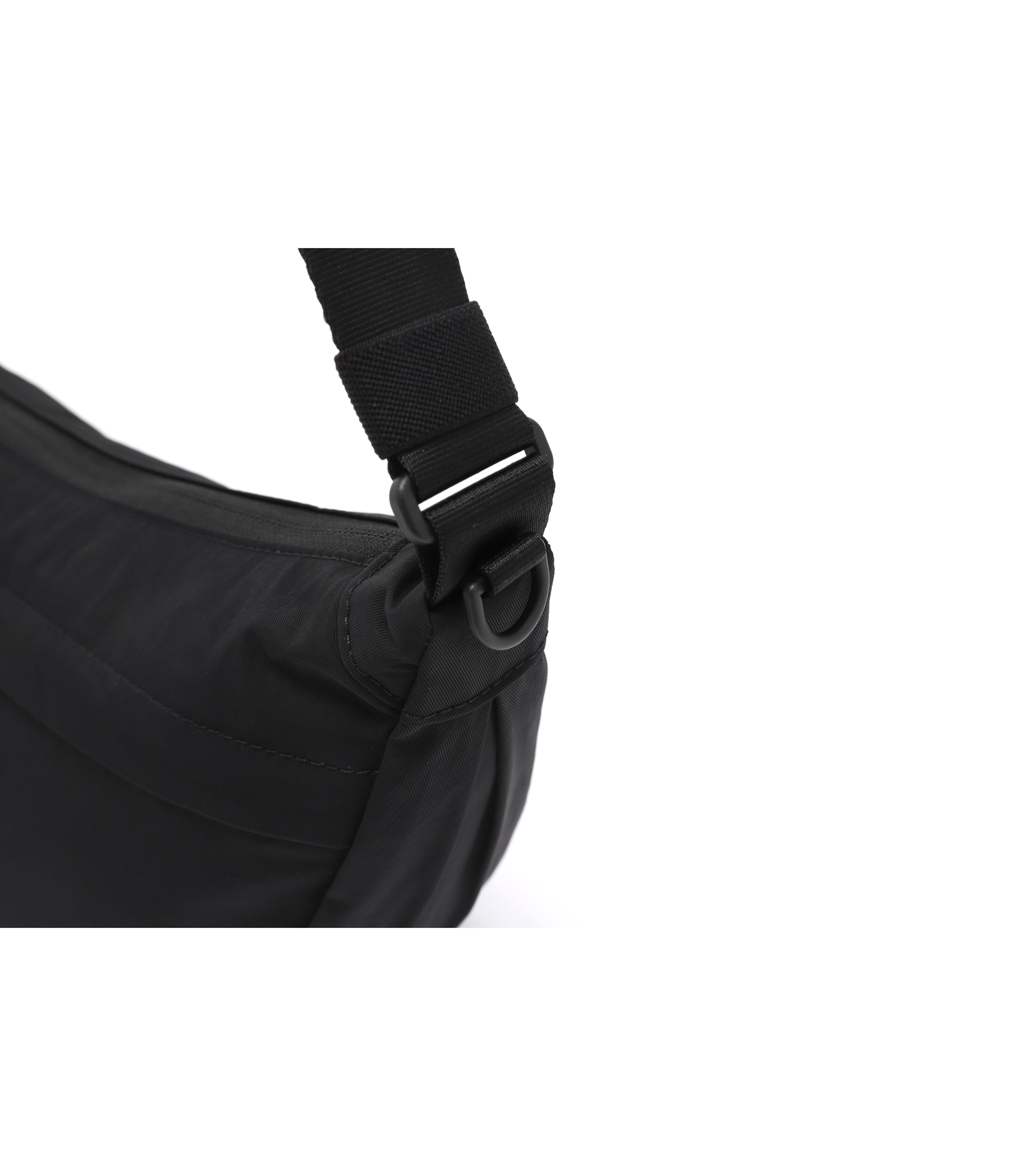ADELIE Half Bag<br>BLACK