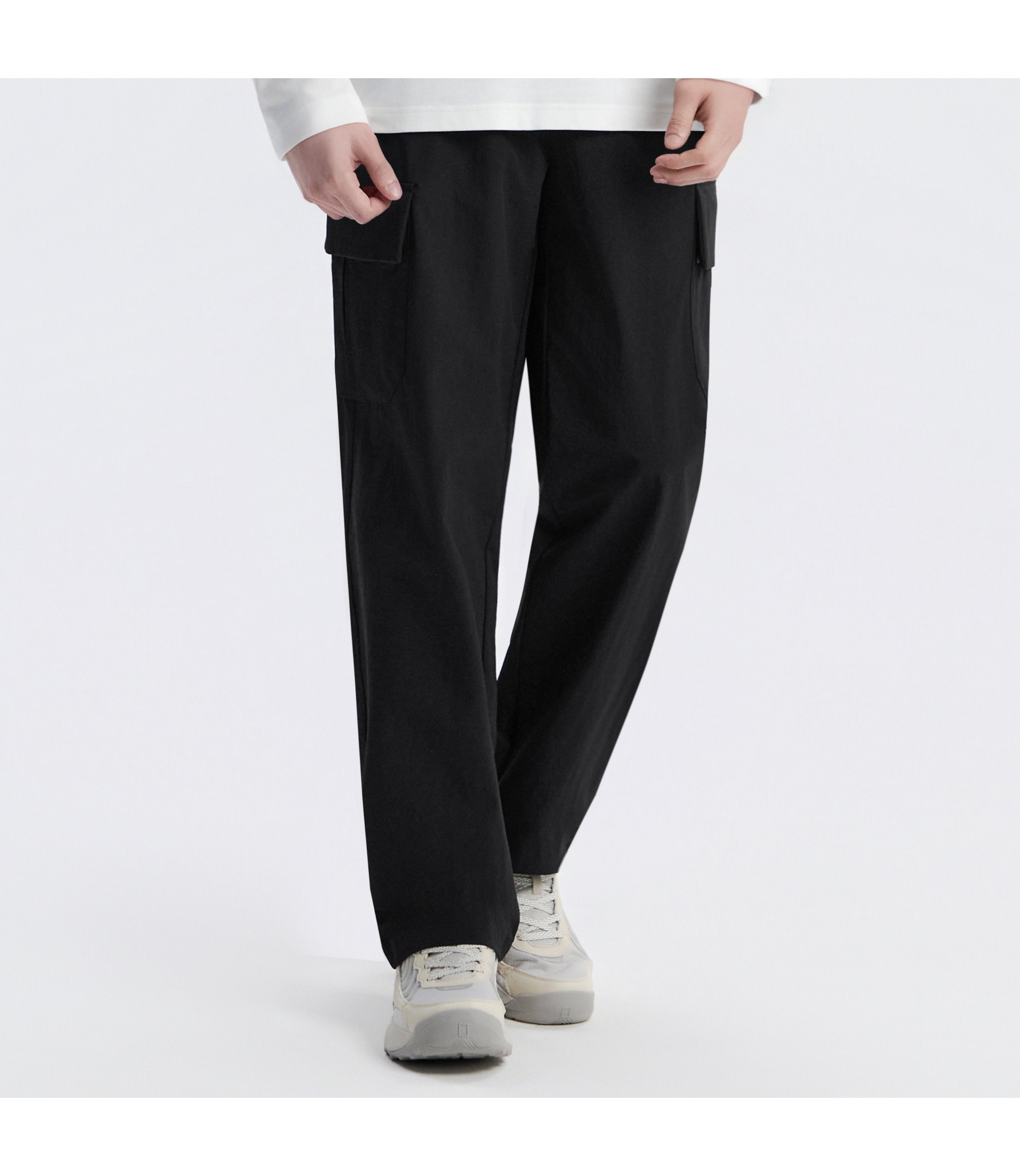 Unisex ARCHELON Woven Straight Pants<br>BLACK