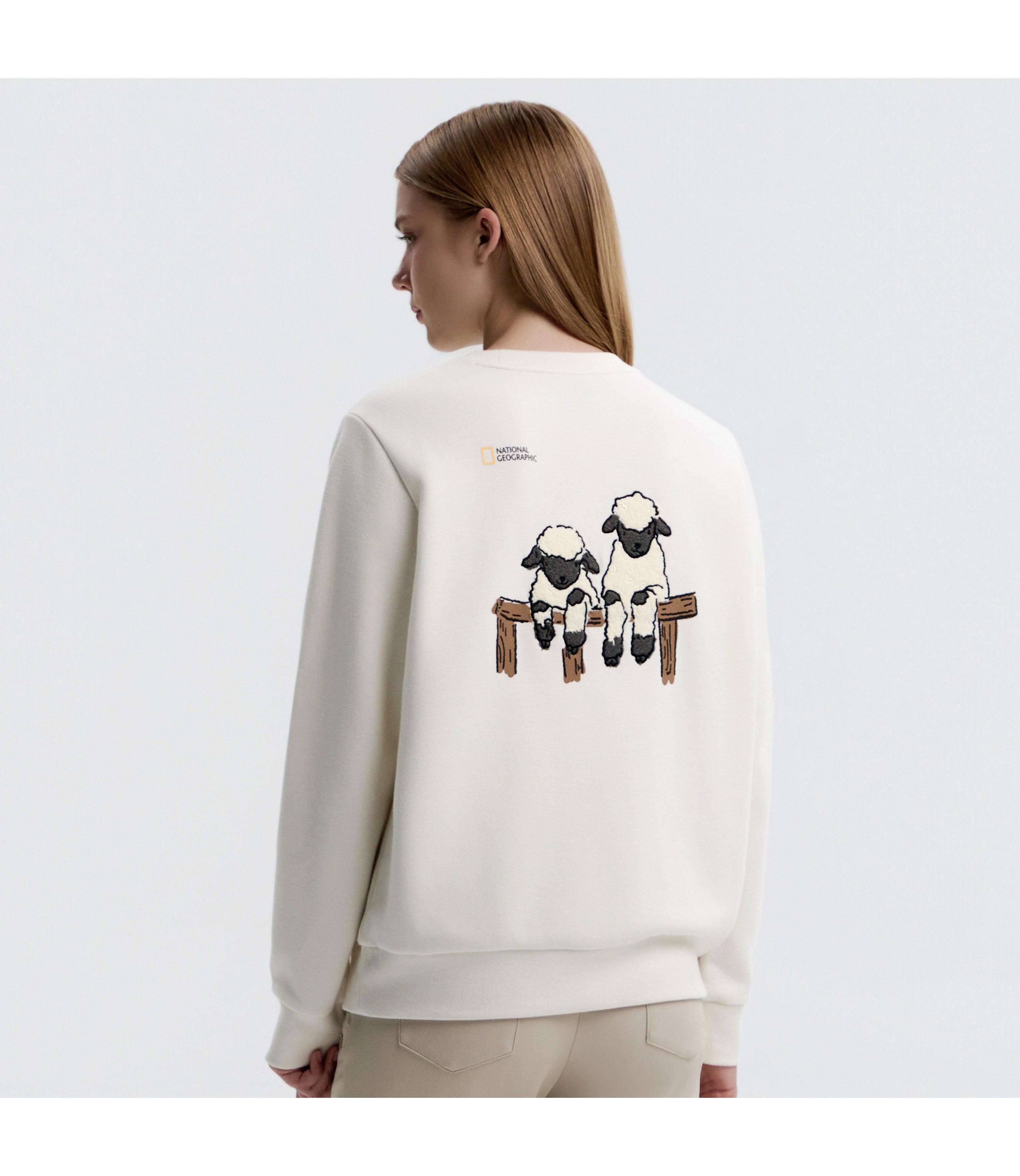Women's Animal Graphic Sweatshirt<br>IVORY