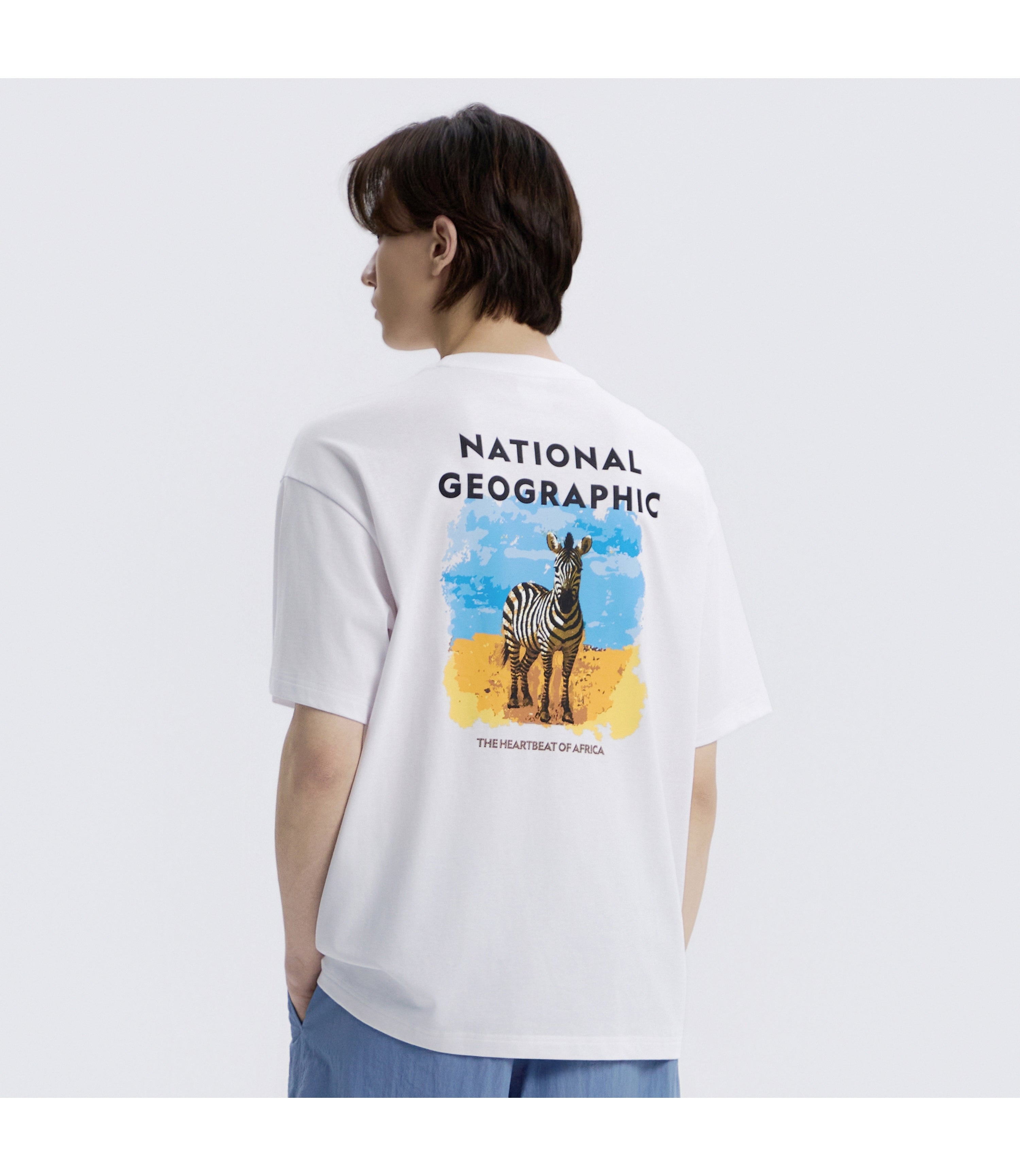 Unisex RATEL Regen Animal Big Graphic Short Sleeve Tee<br>WHITE