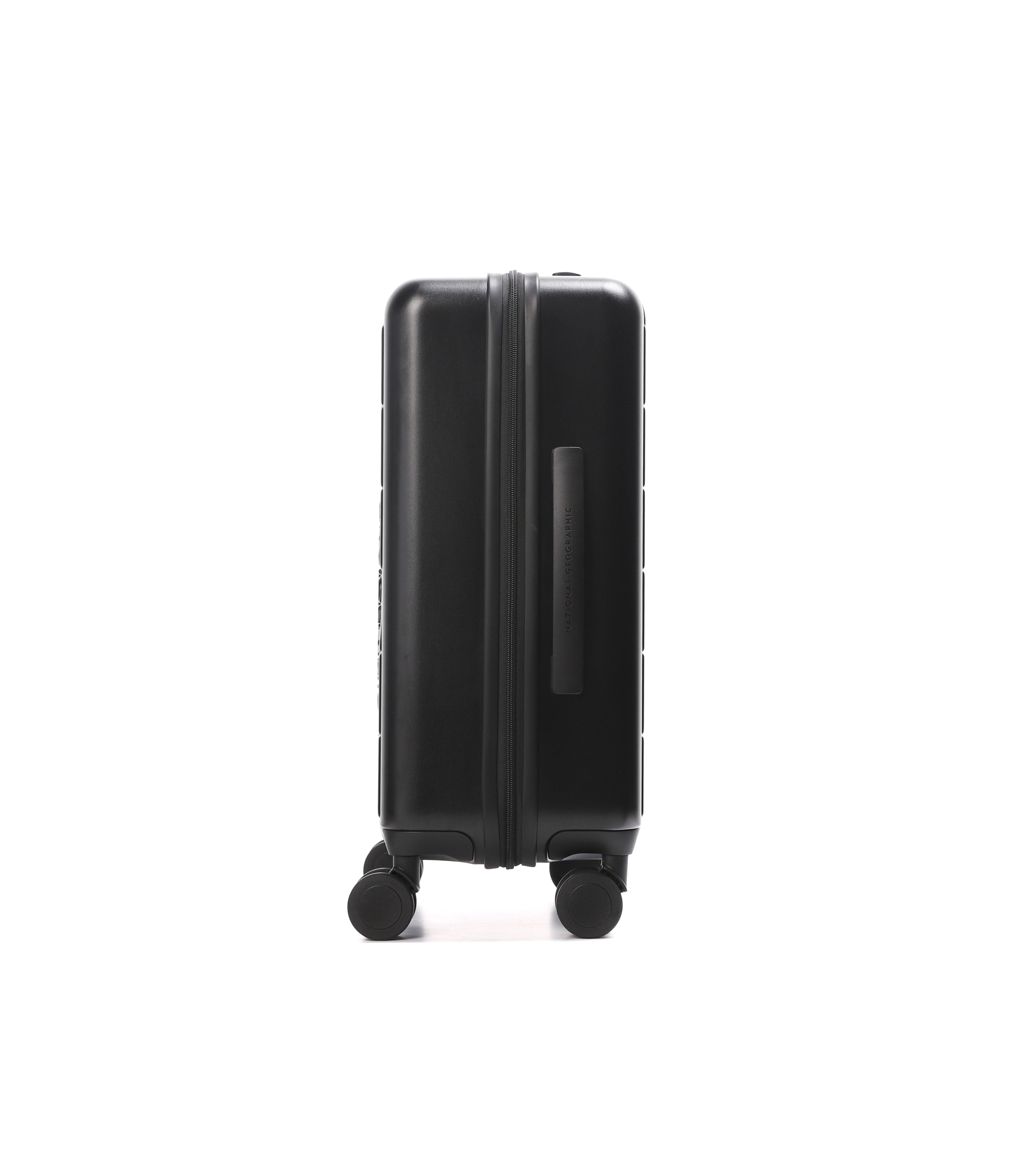 Arch Luggage 20 Inch<br>BLACK