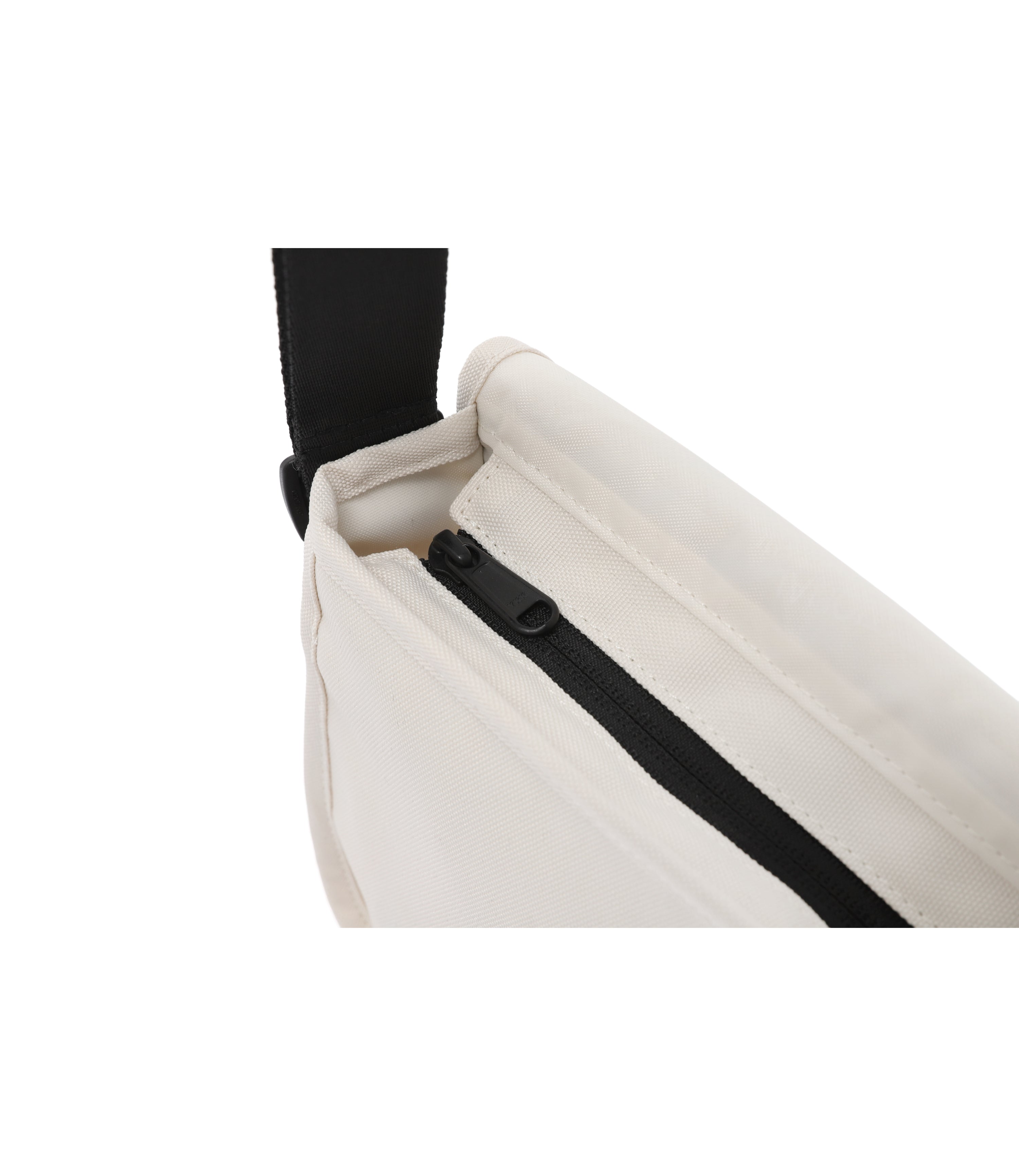 Icon Cover Bag<br>IVORY