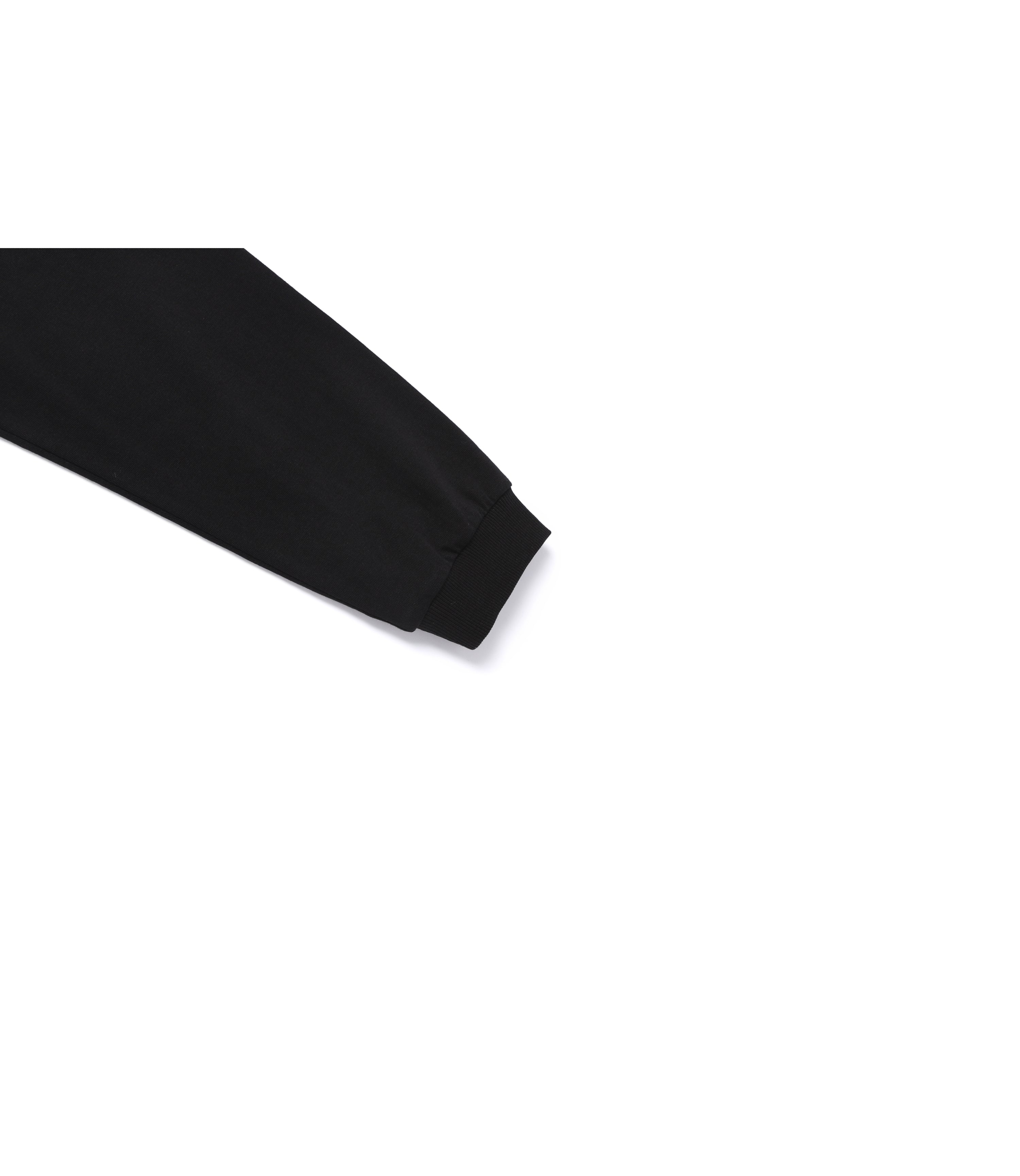 [Online Exclusive] Unisex Semi-Over Fit Long Sleeve Tee<br>BLACK
