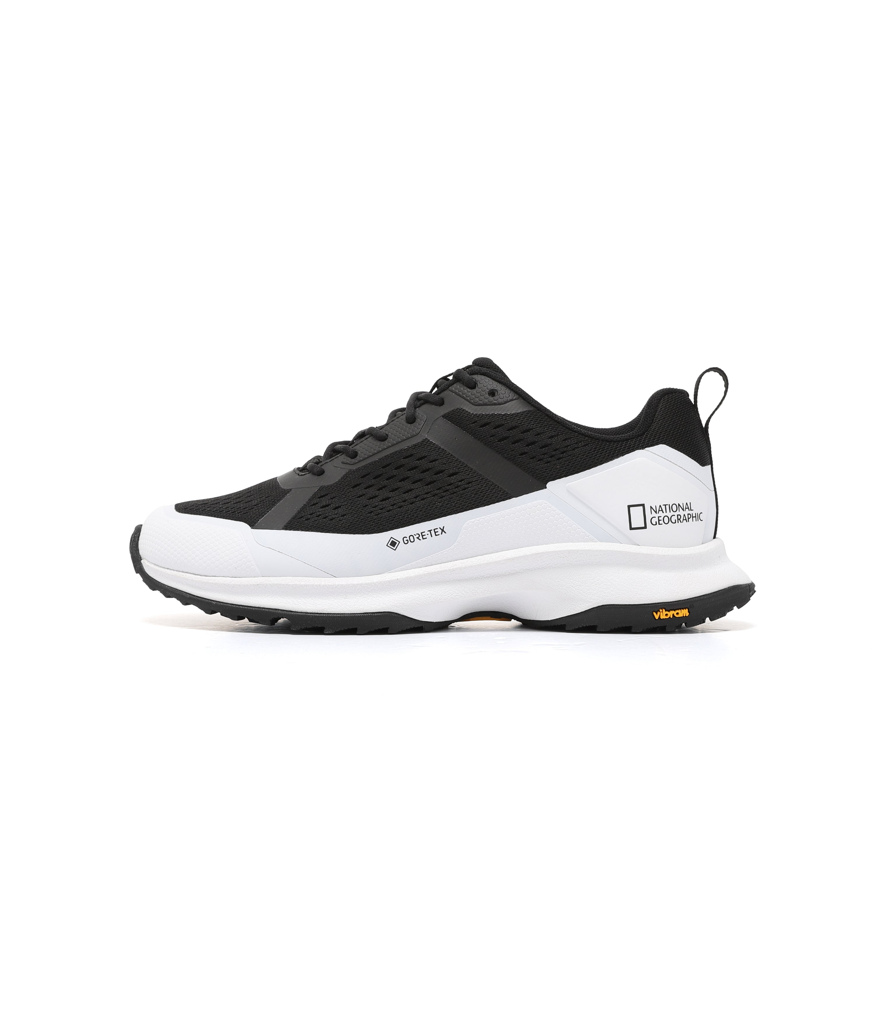 GORE-TEX MAGMA GTX Sneakers<br>BLACK