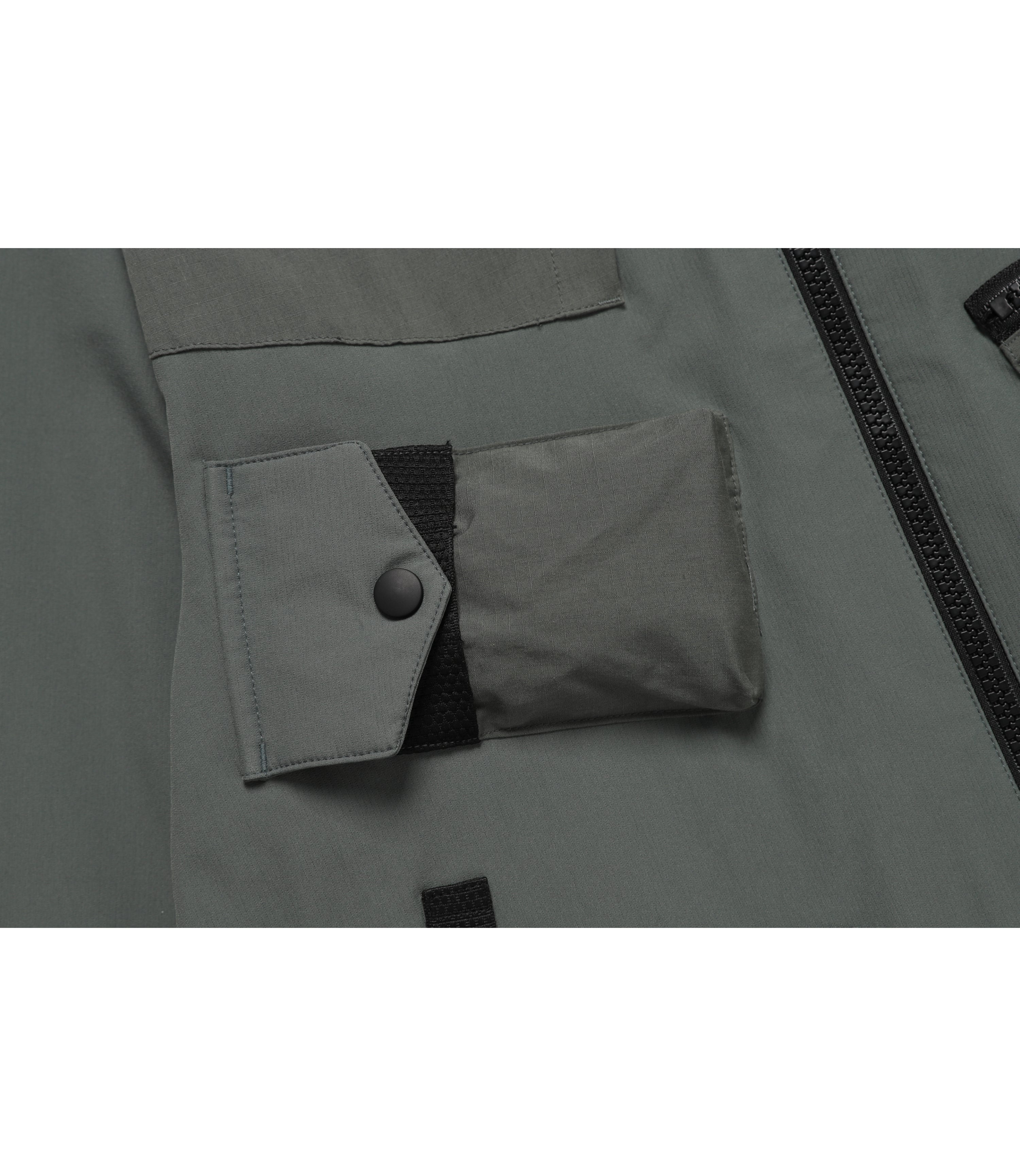 [FILMMAKER] Unisex 'Hilly' Block Pocket Jacket<br>KHAKI