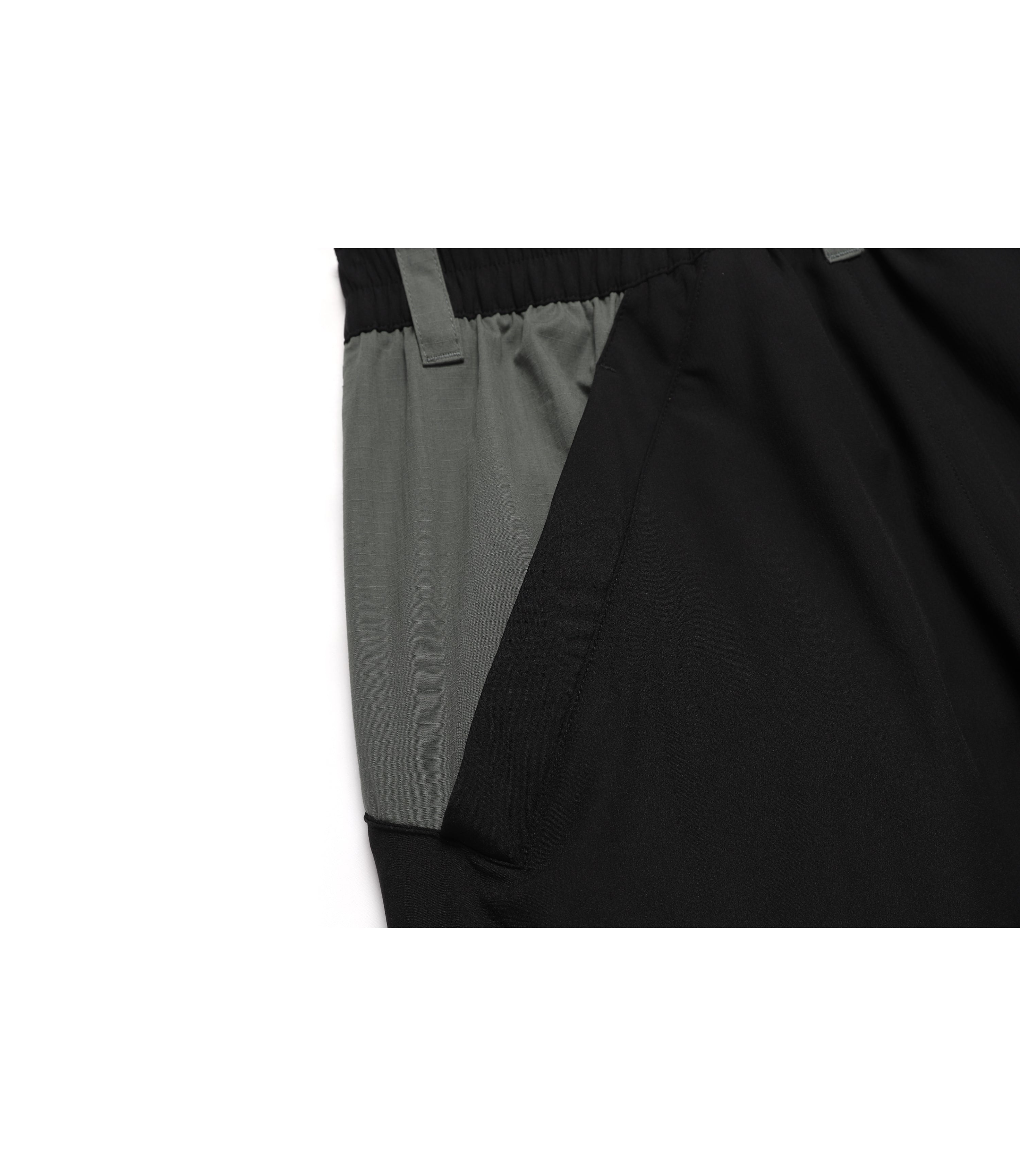 [FILMMAKER] Unisex 'Hilly' Block Pocket Pants<br>CARBON BLACK