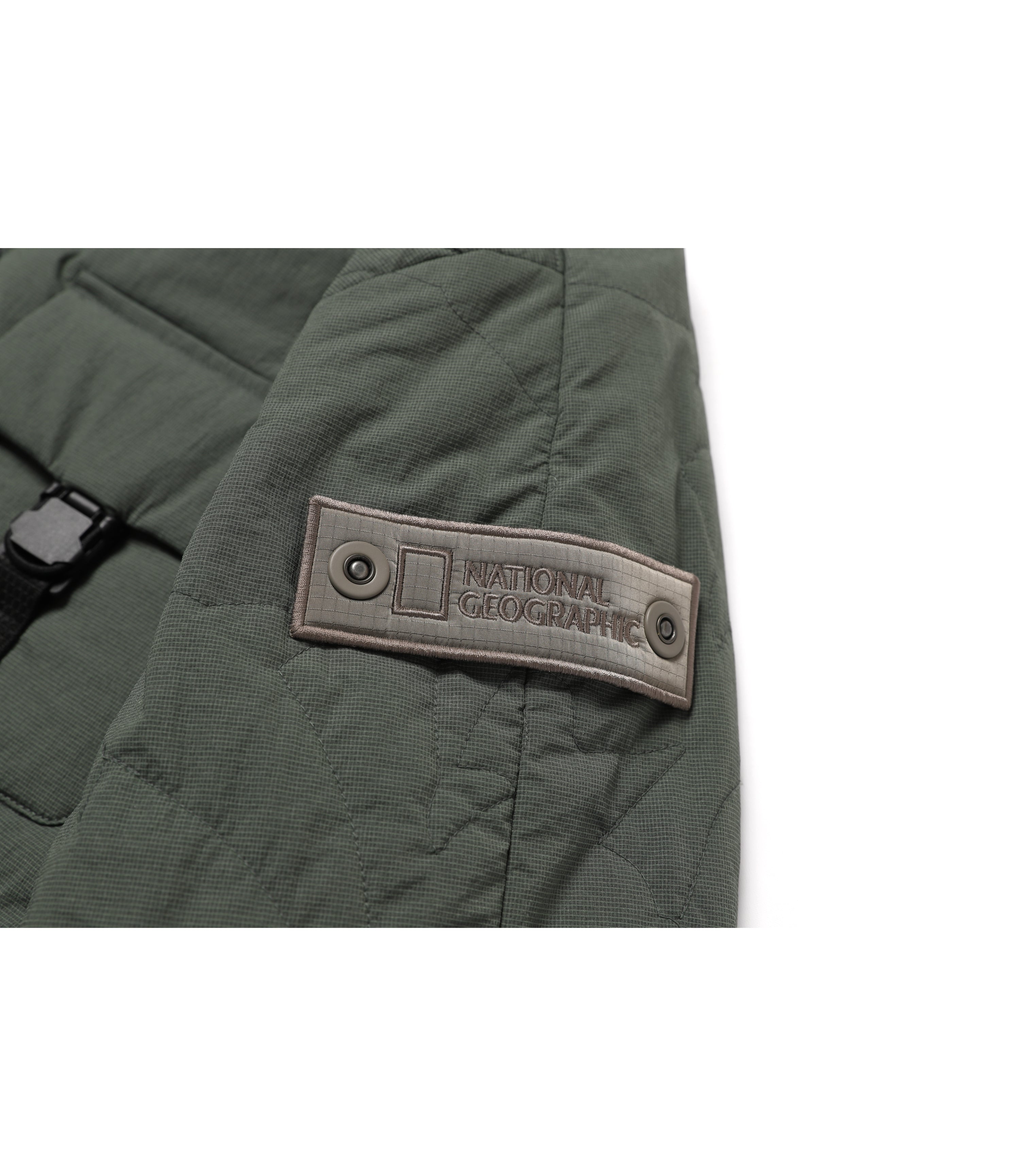 [FILMMAKER] Unisex 'Mountainous' Quilted Shirket<br>KHAKI