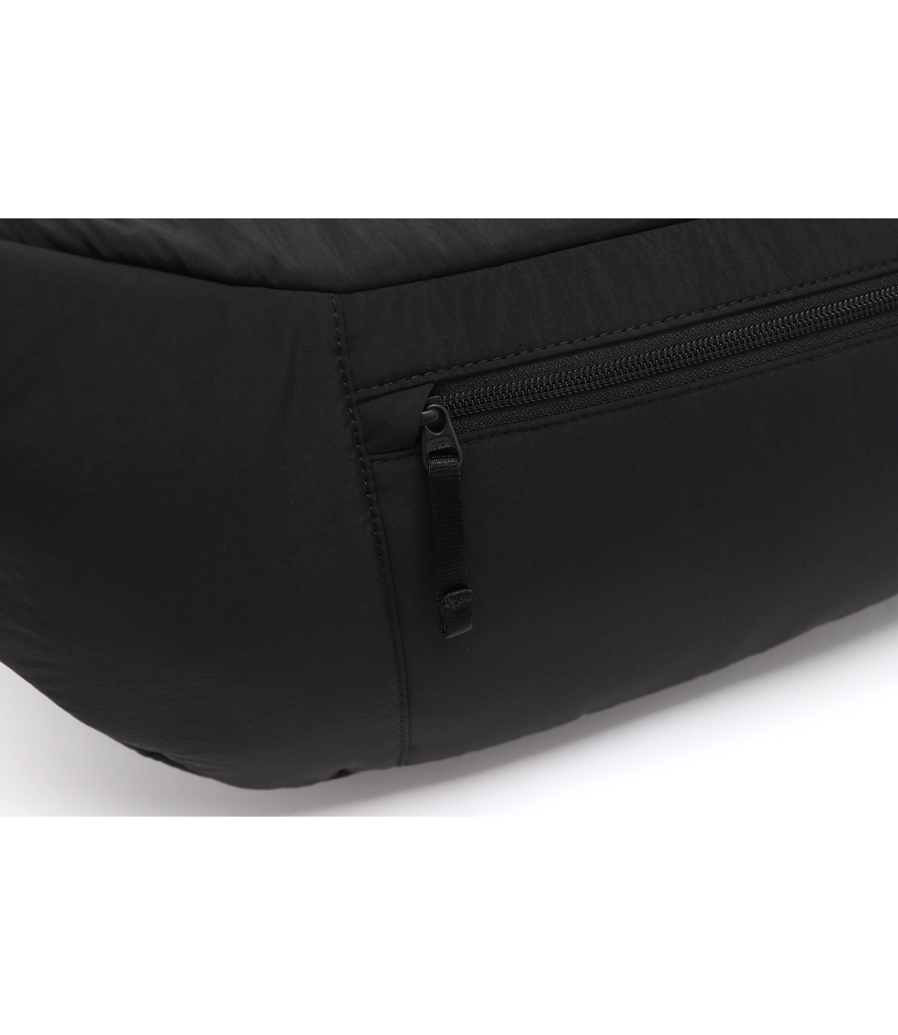 Padded Sling Crossbody Bag L<br>BLACK
