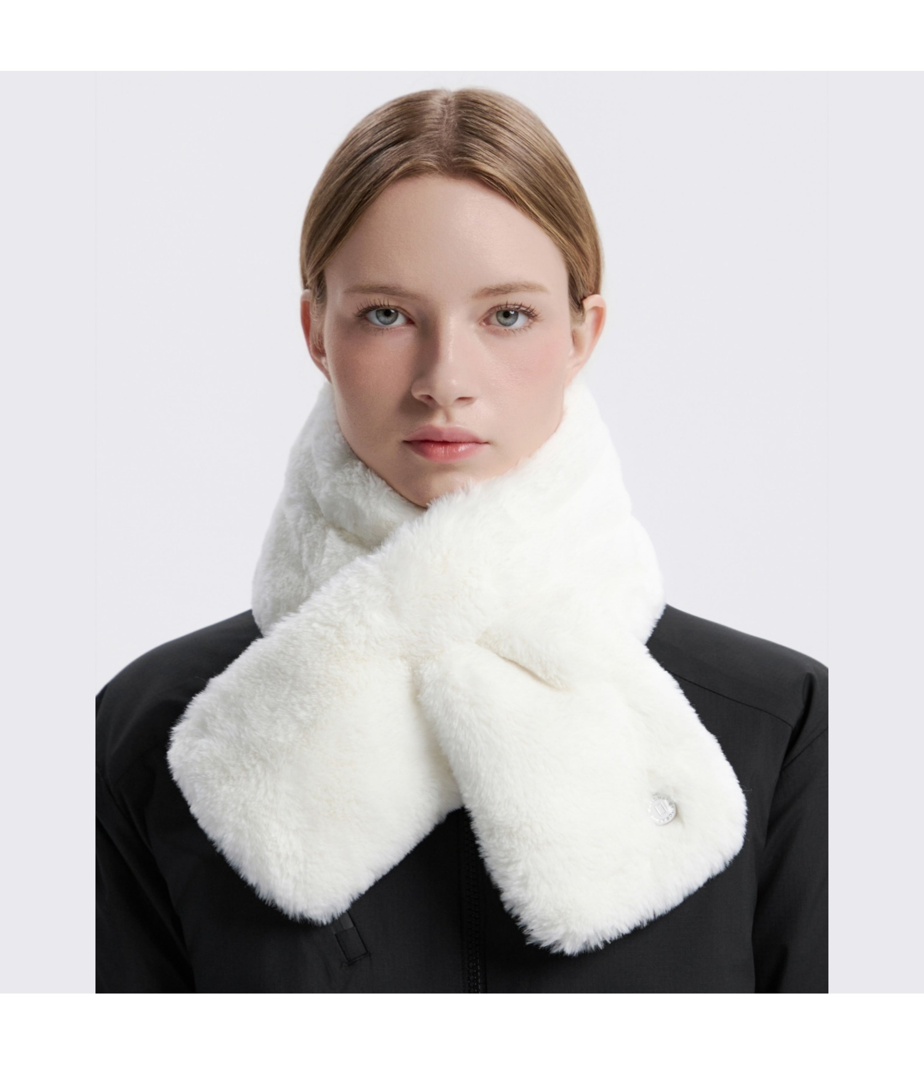 Fur Muffler<br>IVORY