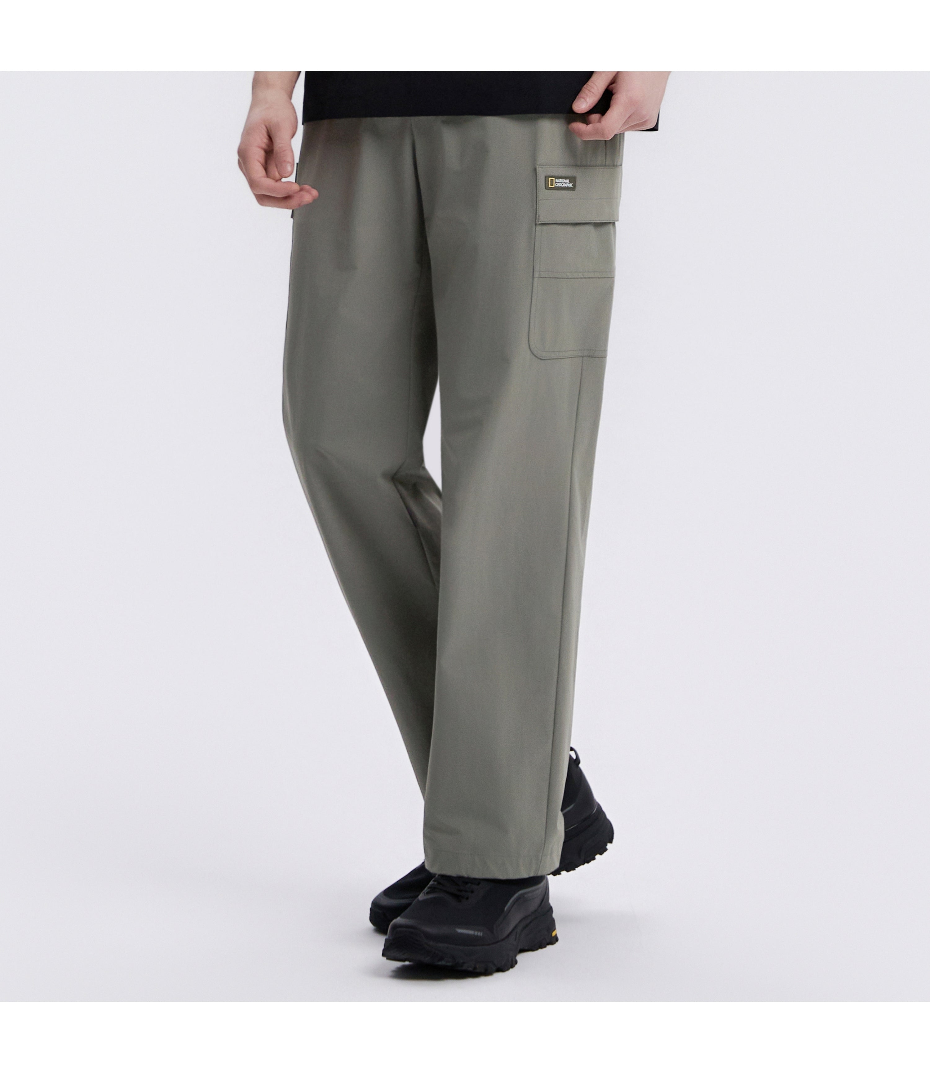 Men's CROW Semi-Loose Fit Straight Cargo Pants G/KHAKI | National