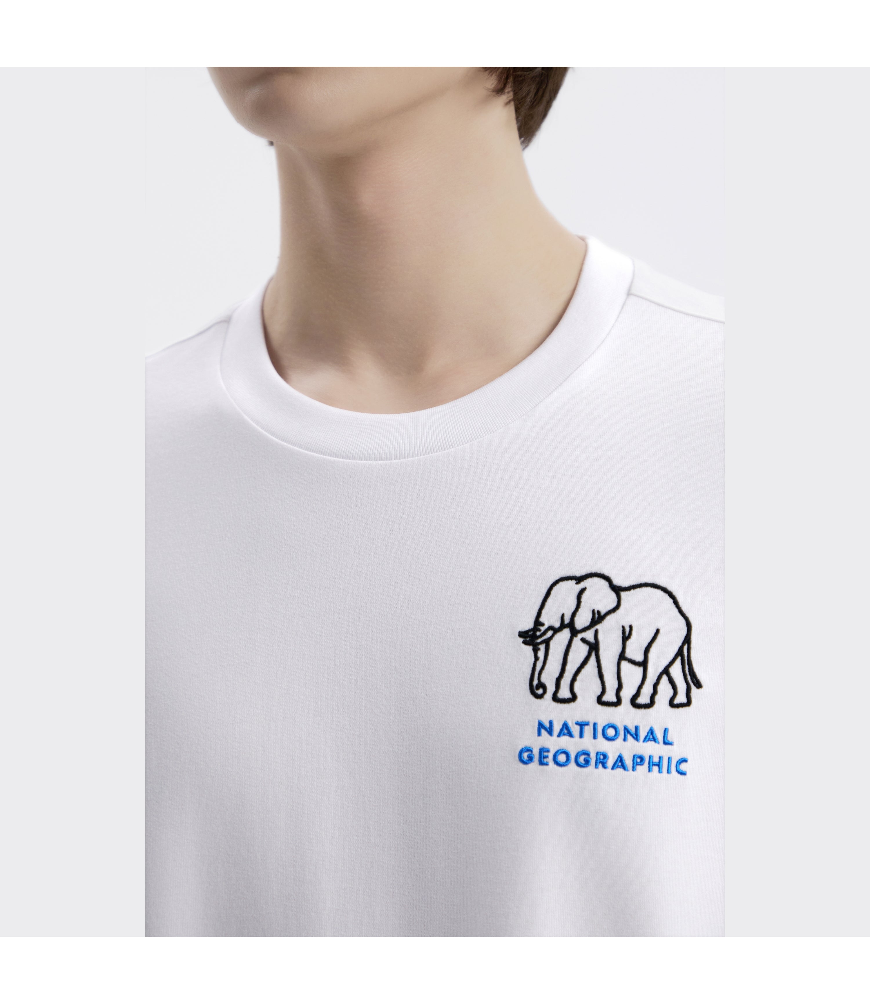 Unisex RATEL Regen Animal Silhouette Graphic Short Sleeve Tee<br>WHITE