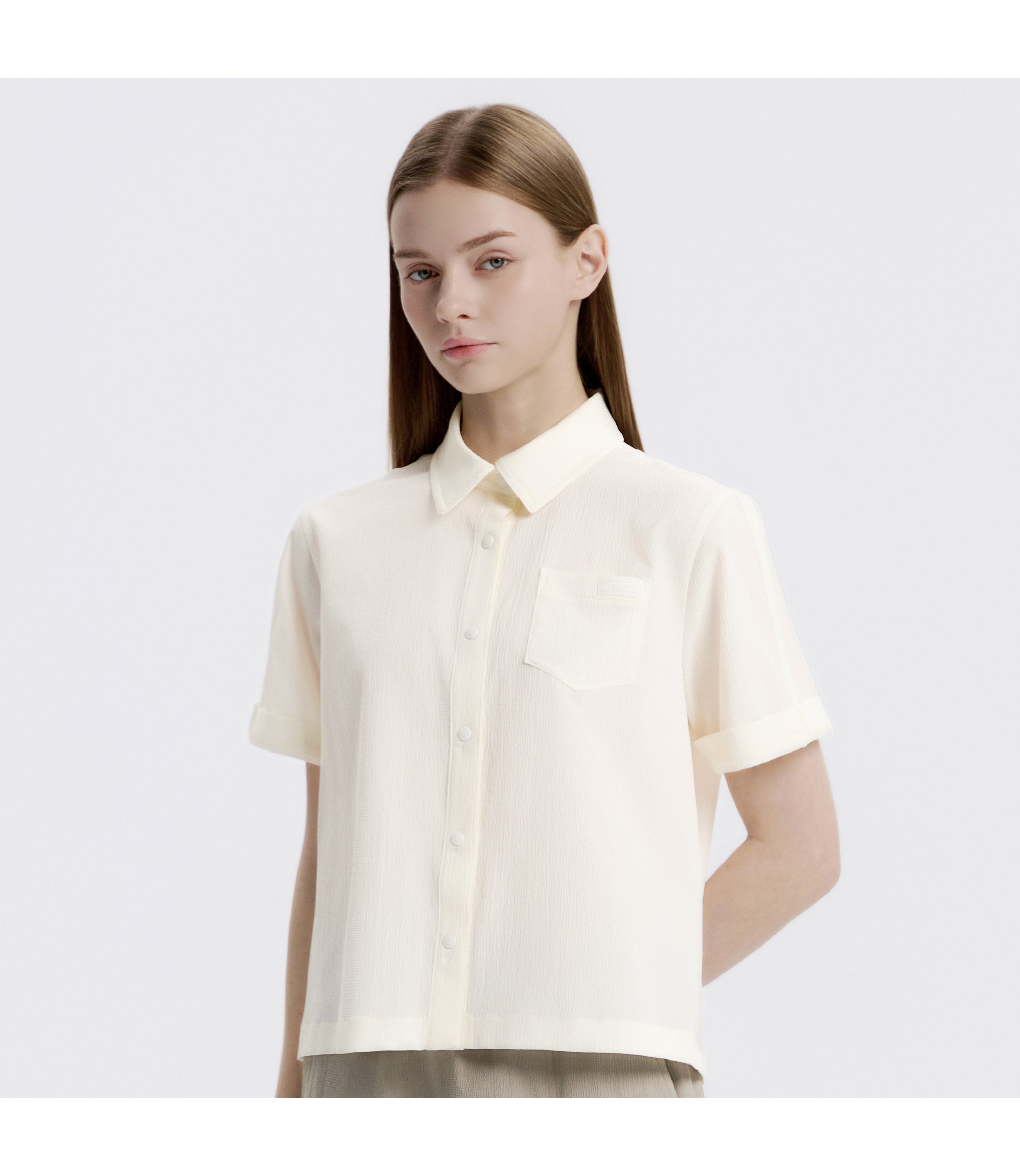 Women's Air Seersucker Semi-Overfit Short Sleeve Shirt<br>O/WHITE